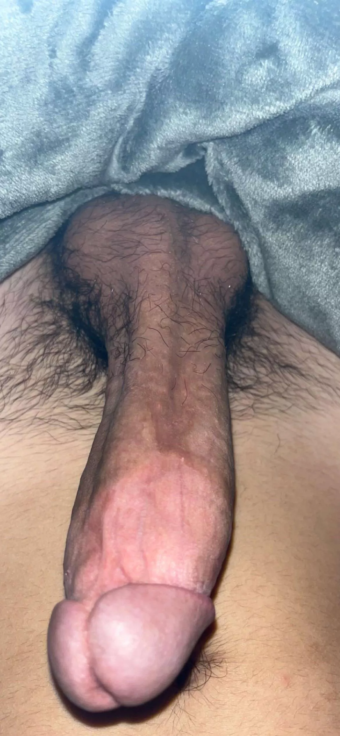 My 18yo swimmer cock & balls need attention 😫