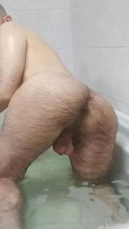 exposing my hairy ass again, do you like it?