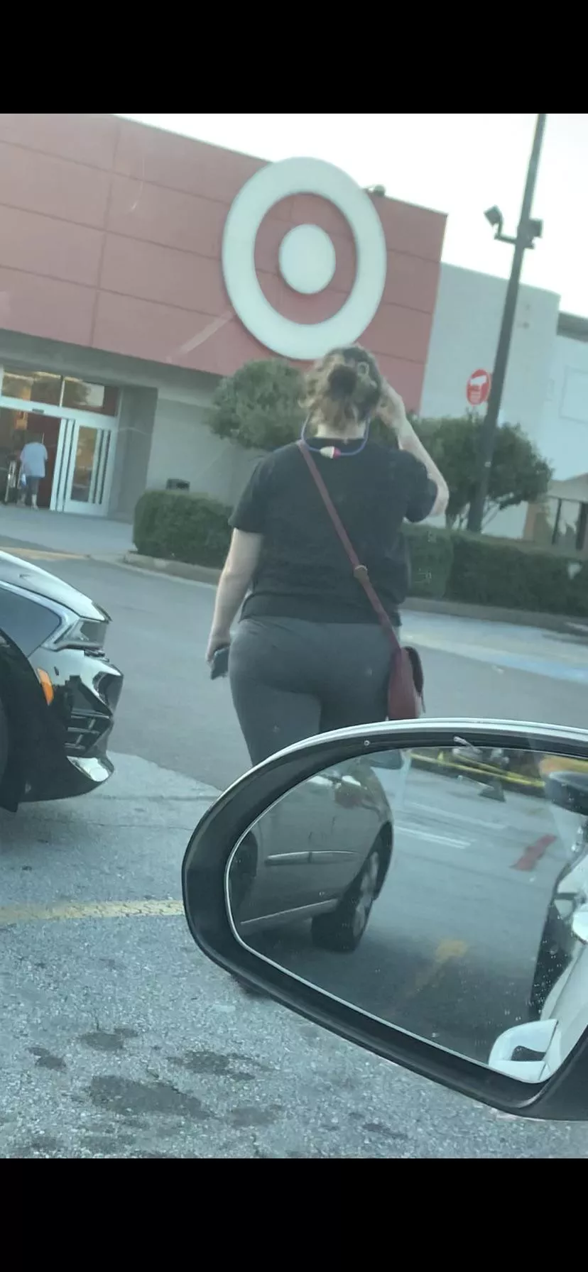 Hot ass I saw while out