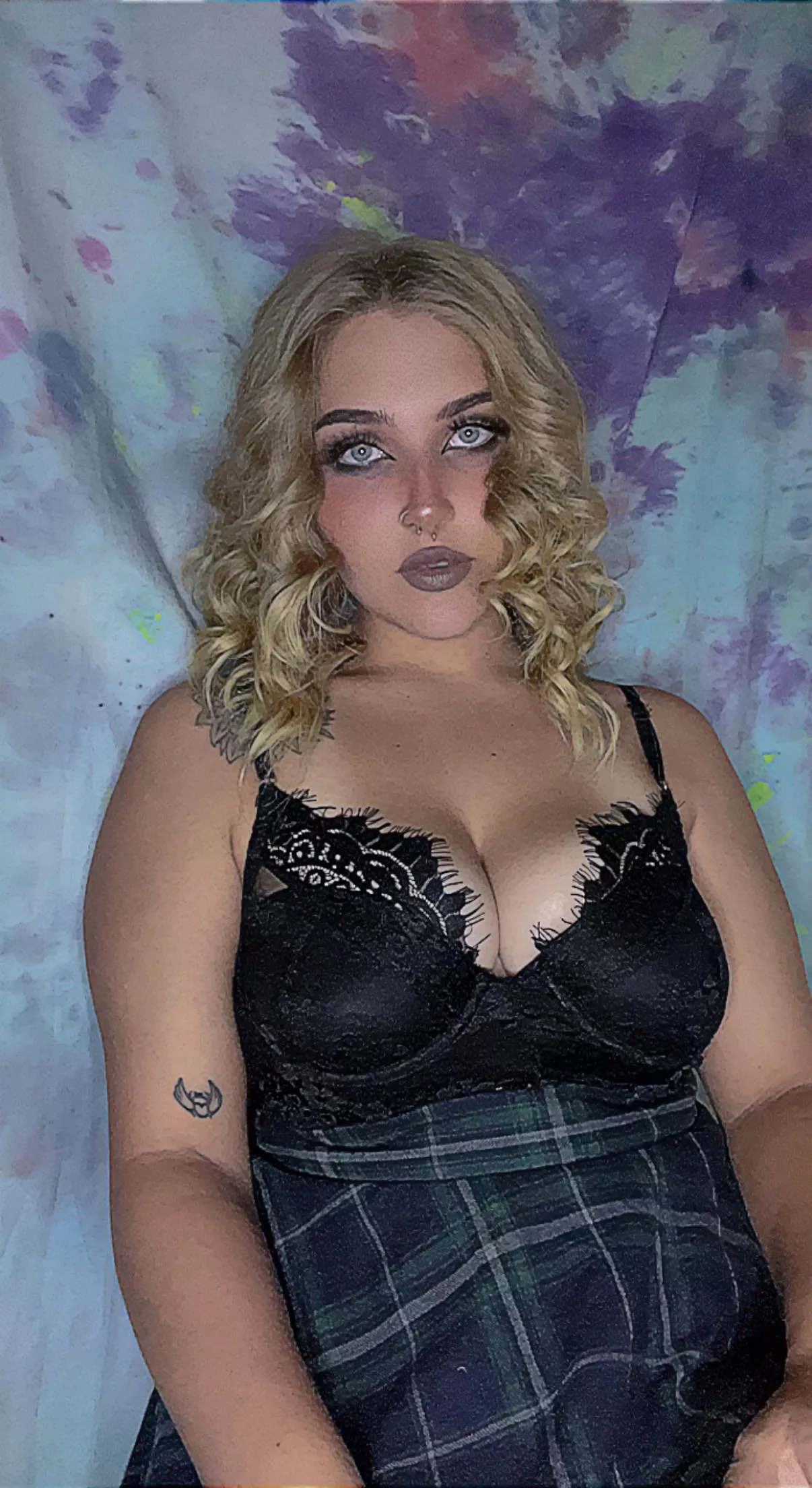 How about bigtiddygothMILFS ?