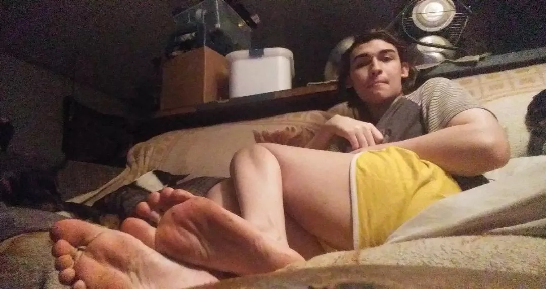 need a tongue for my feet