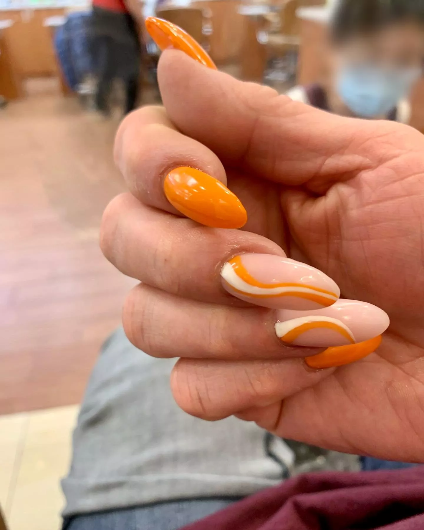 Orange swirls 🧡🤍🧡