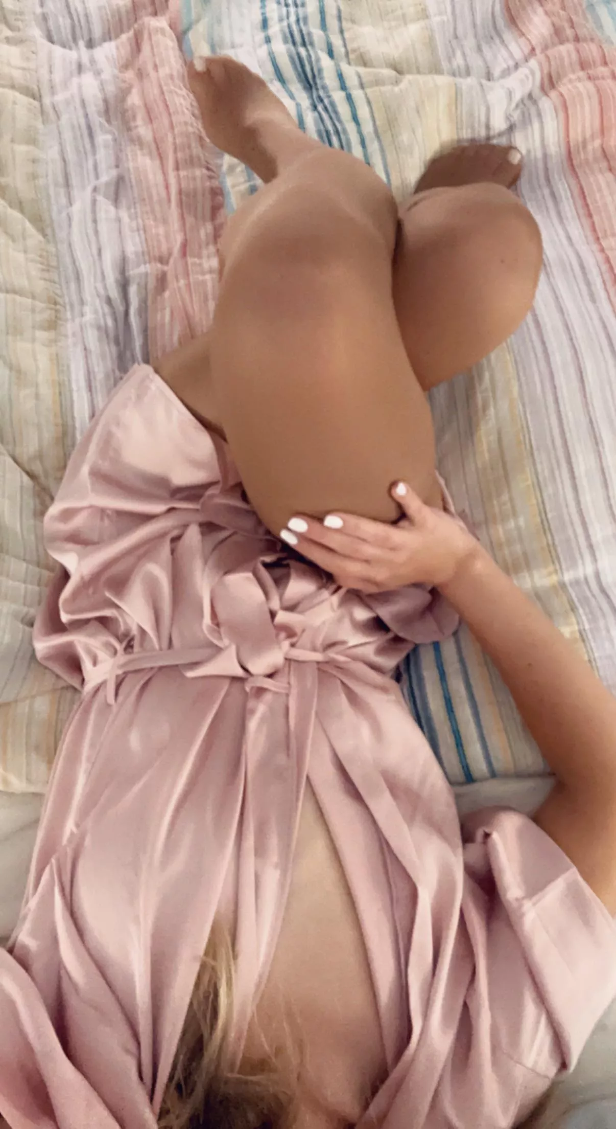 Silk robe pantyhose fresh pedi and nails in white ðŸ˜ðŸ¥°ðŸ˜˜