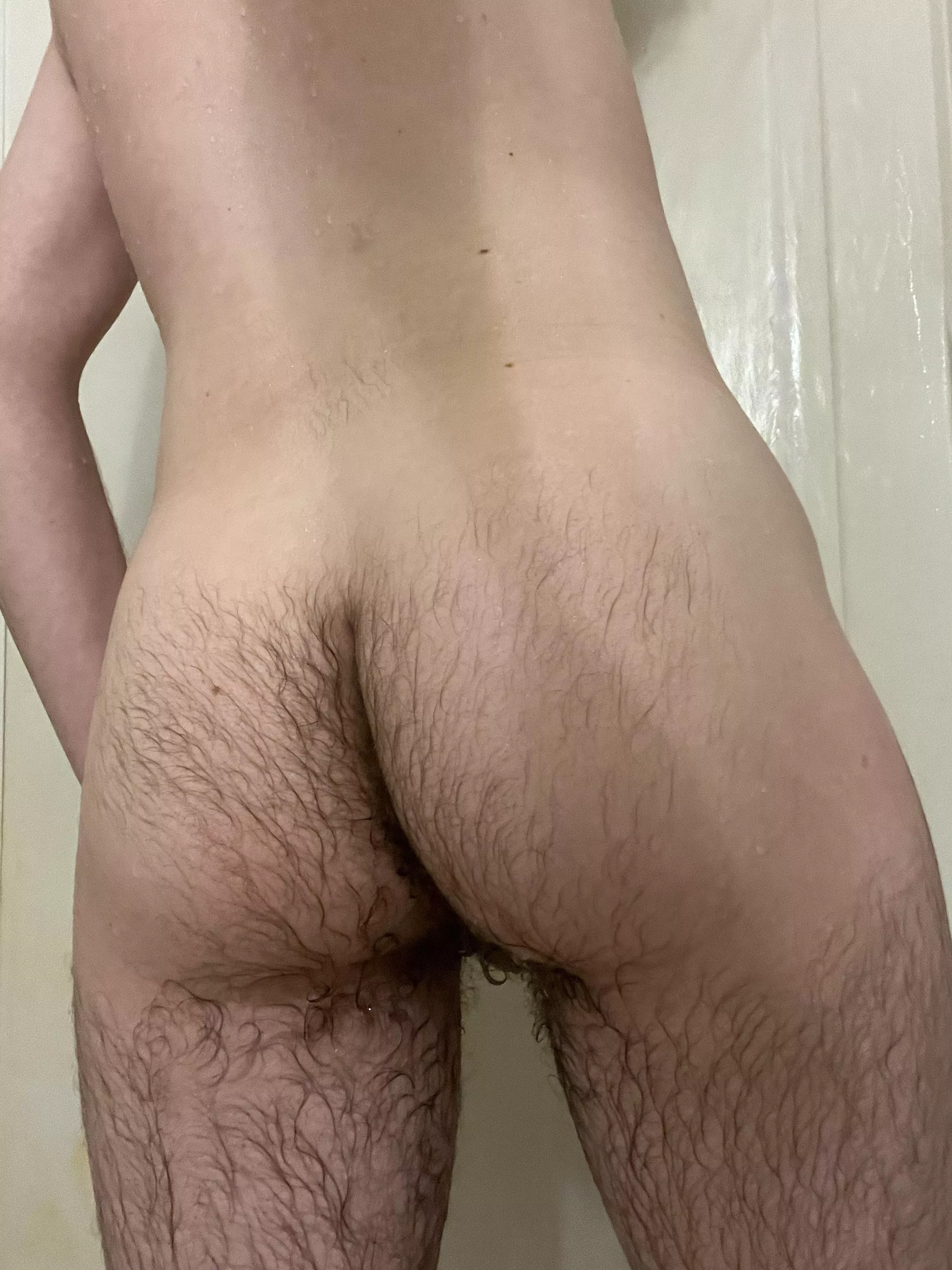 22 Enjoy a wet booty (: