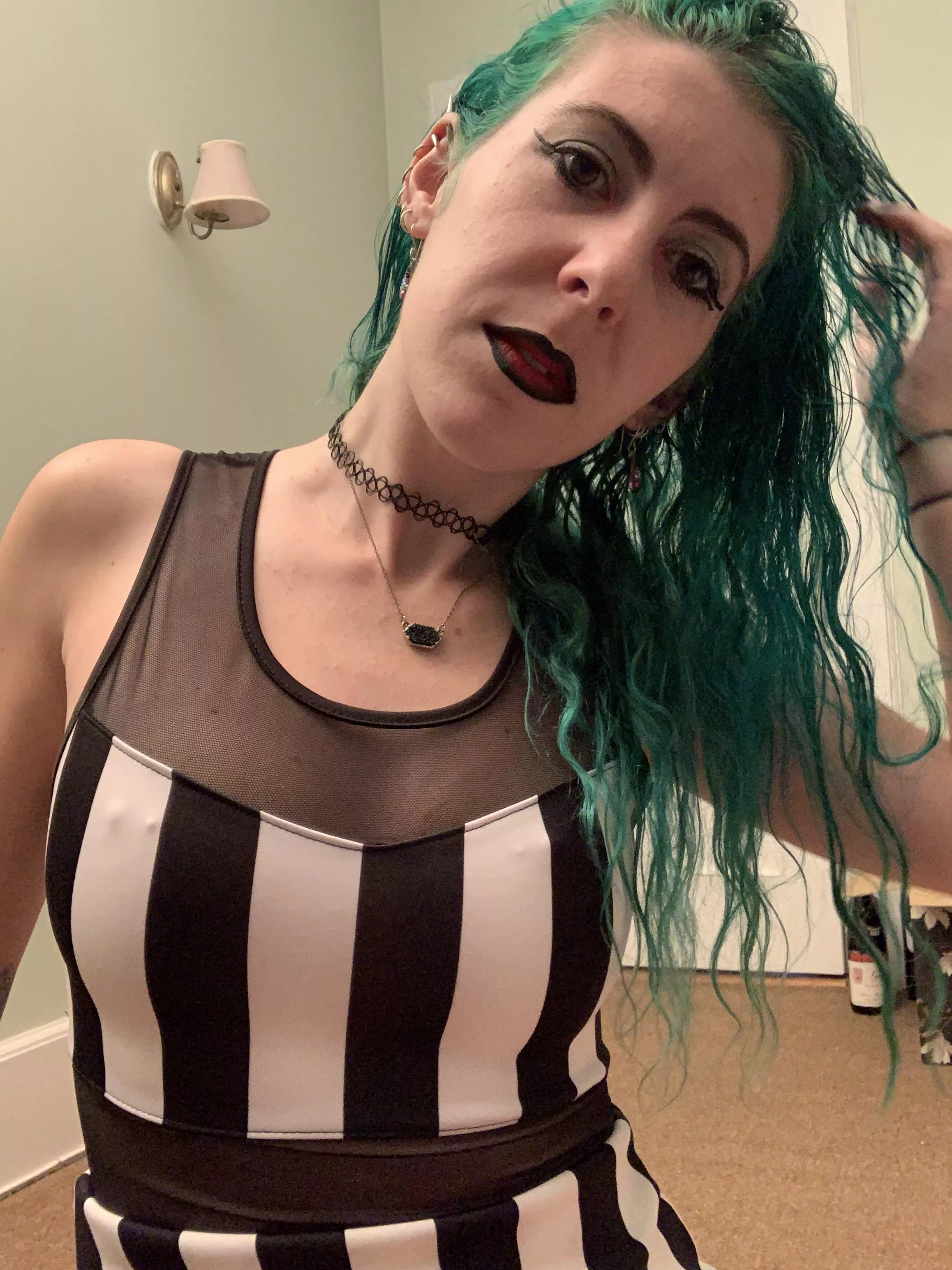 Braless Beetlejuice