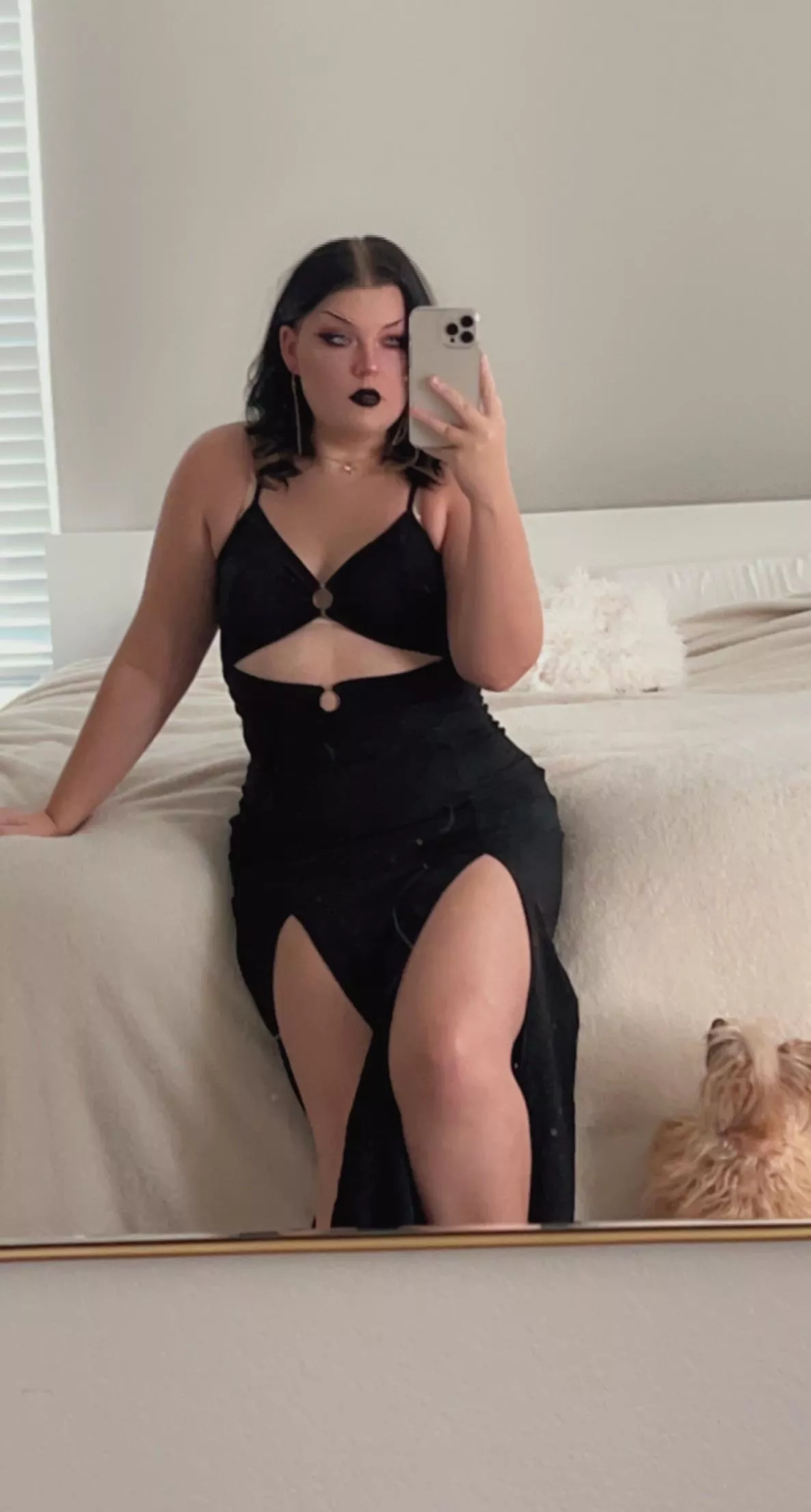 ðŸ–¤ Goth ðŸ–¤ Curvy, wide hips & fat ass ðŸ–¤Very responsive ðŸ–¤ B + G ðŸ–¤ Requests & Private chats ðŸ–¤ Gaming ðŸ–¤https://onlyfans.com/urbangothic