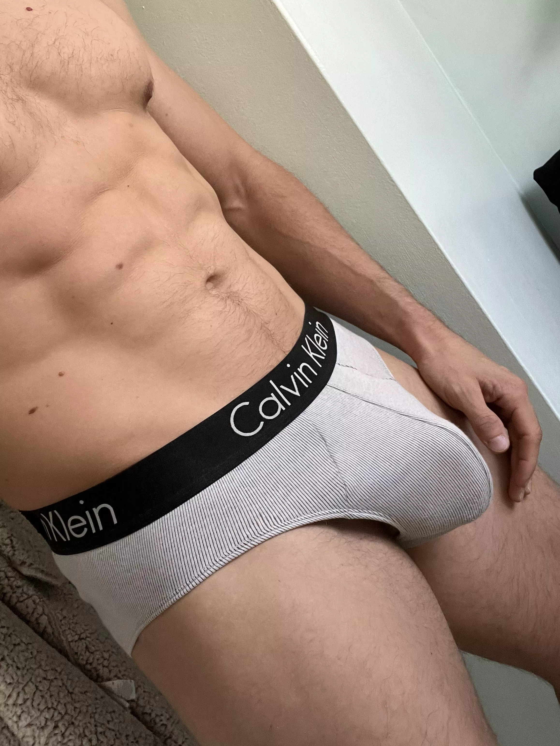 Love my bulge in these briefs