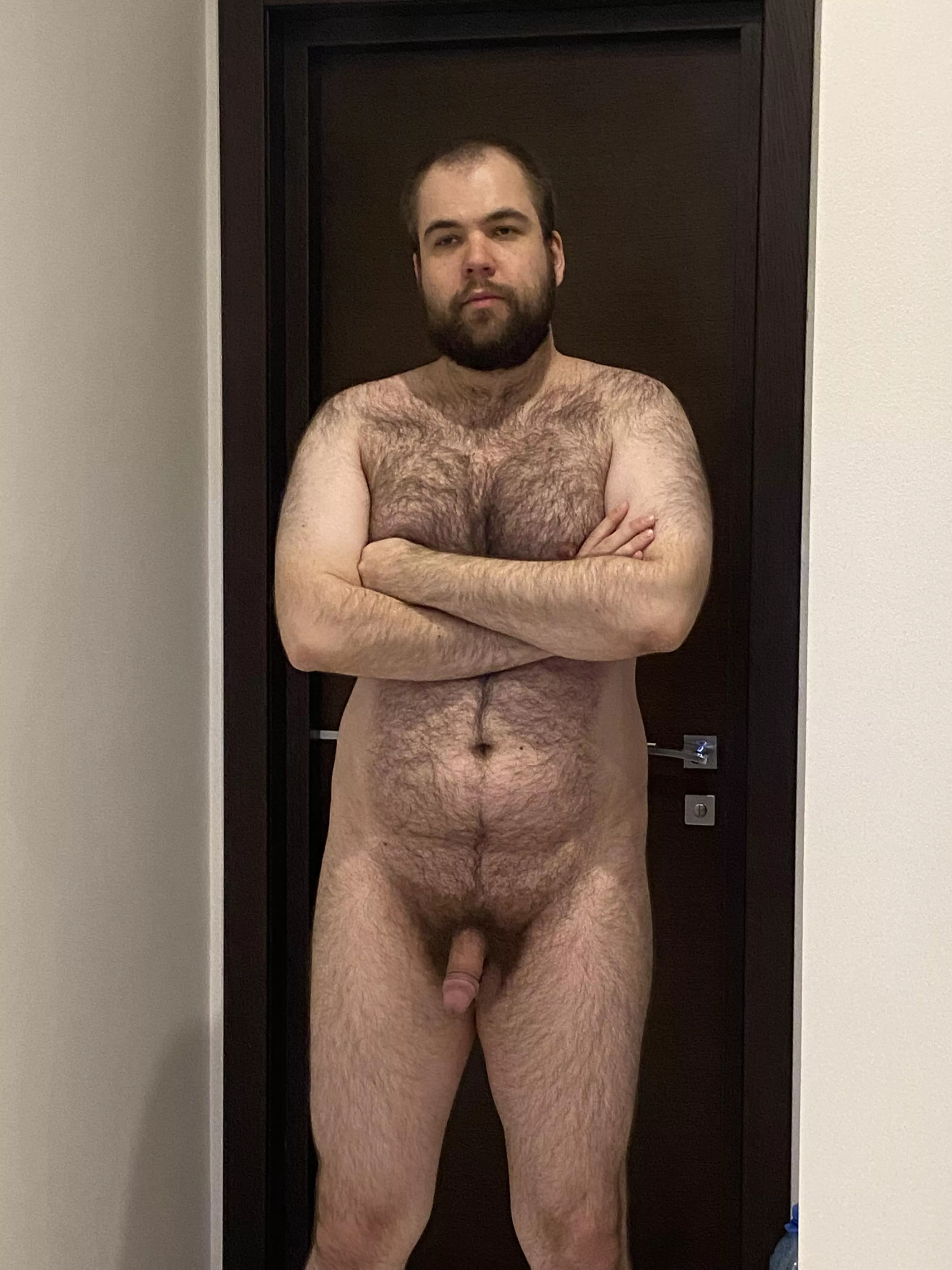 [M30, 106 kg, 180 cm] Crossed arms