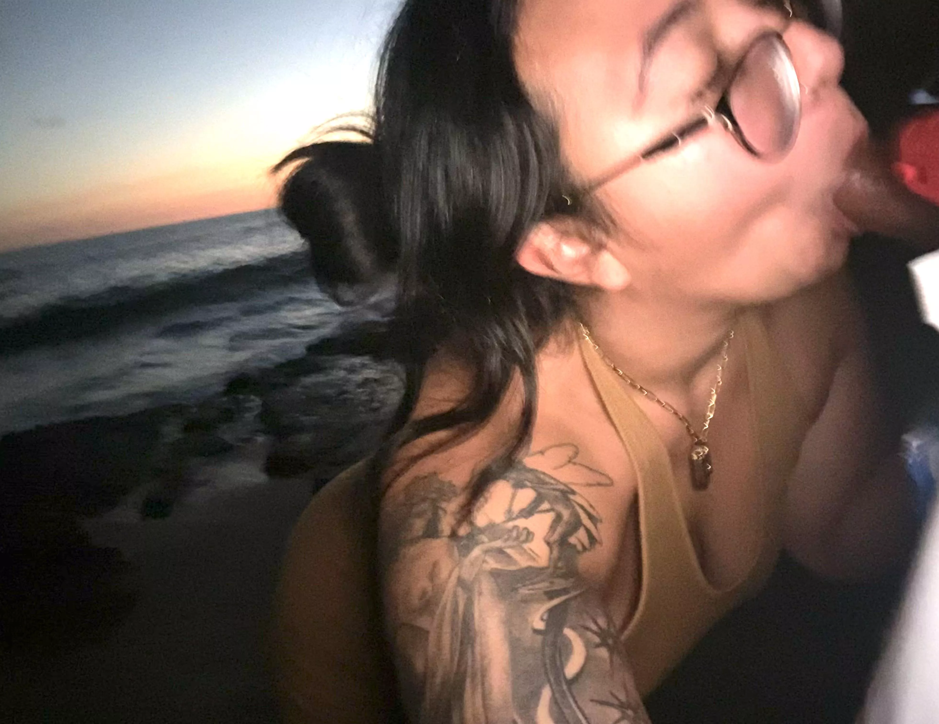 We got a little tooo horny watching the sunset at the beach last night, hopefully no one saw him throat fucking me 😈