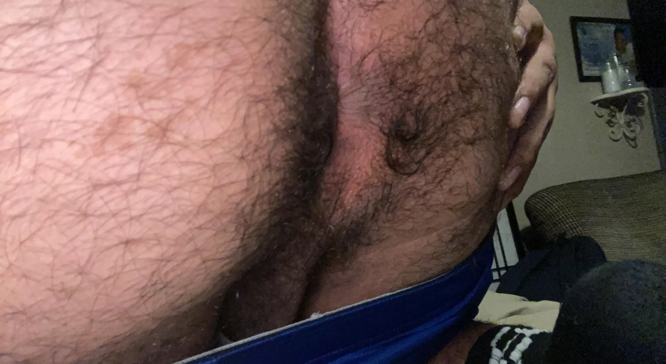 Who wants this hairy virgin ass?