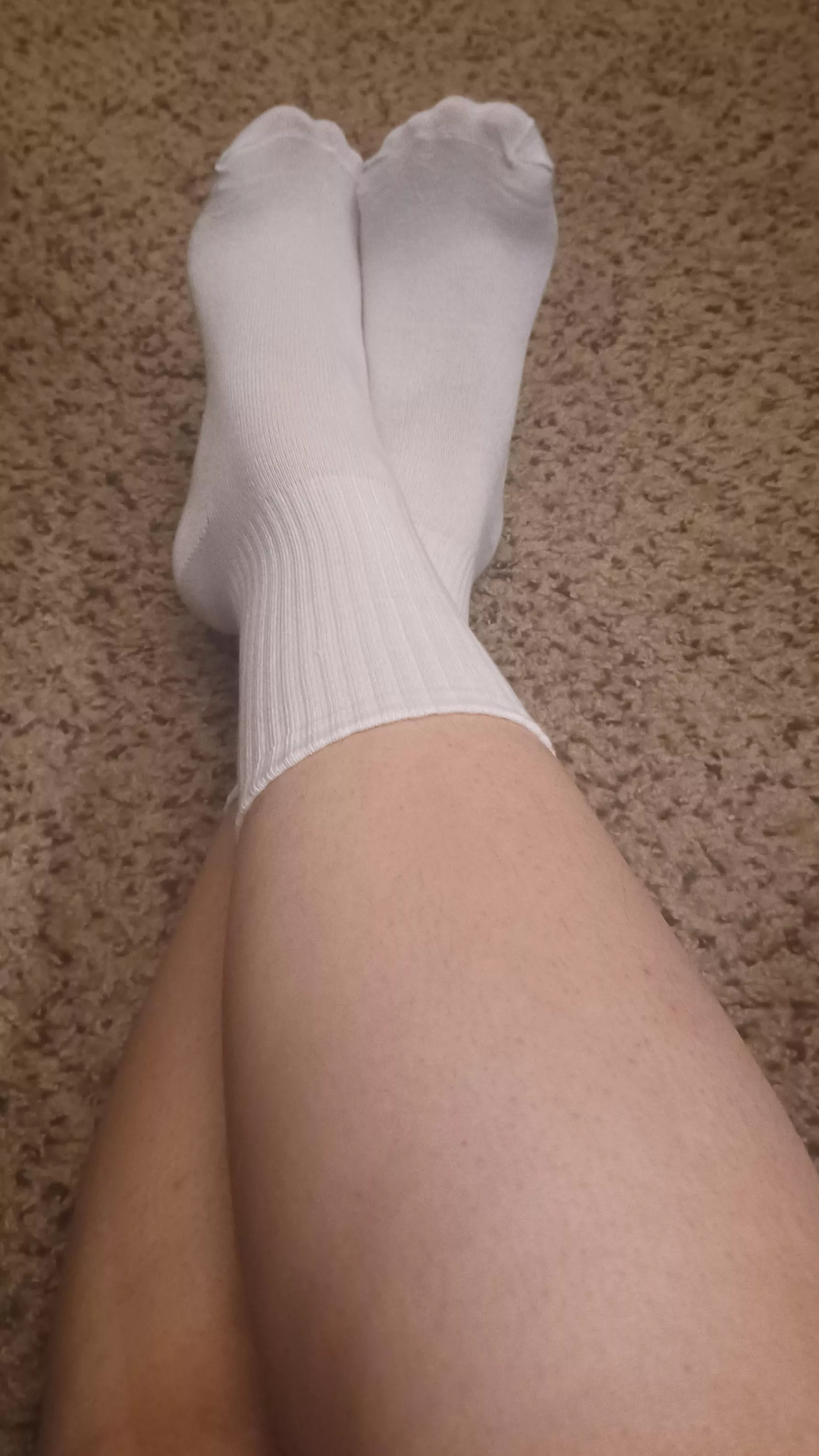 [SELLING] [USA] 6 pairs cotton crew socks! White and Black. Brand new, ready to be worn for you~ Cashapp only! (dm to view items) Please read my 