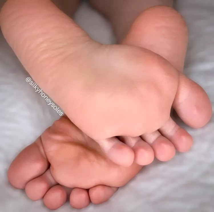 Silky smooth soles, perfectly succulent toes!