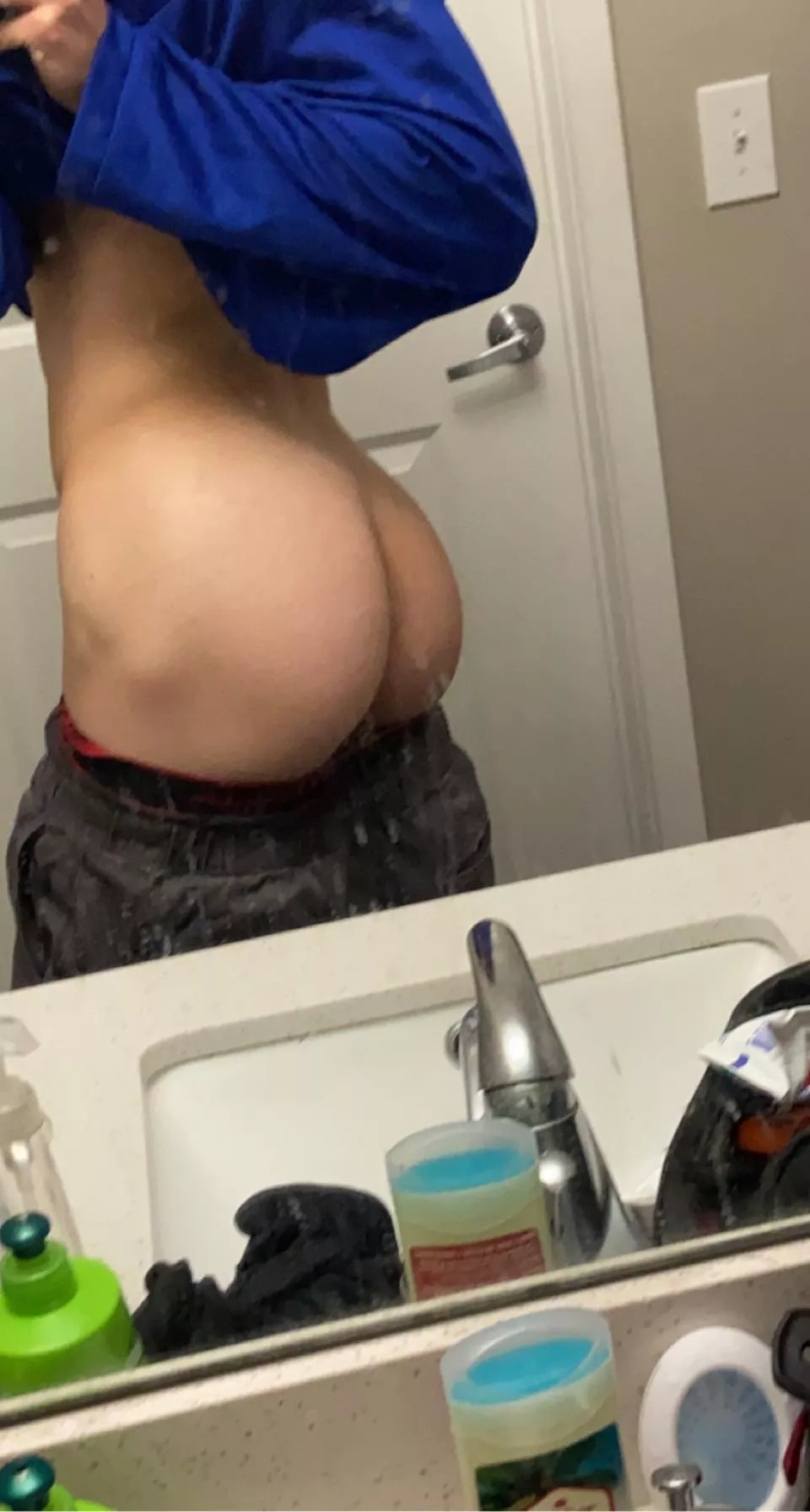 My twink ass would love some attention!! [20]