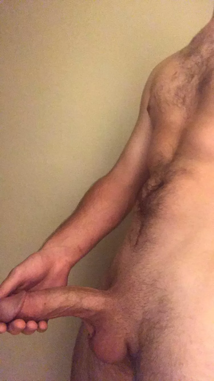 Who wants to help me cum?