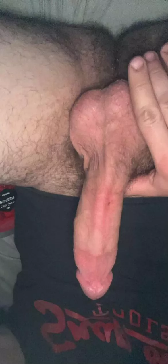 Who wants to watch me cum?