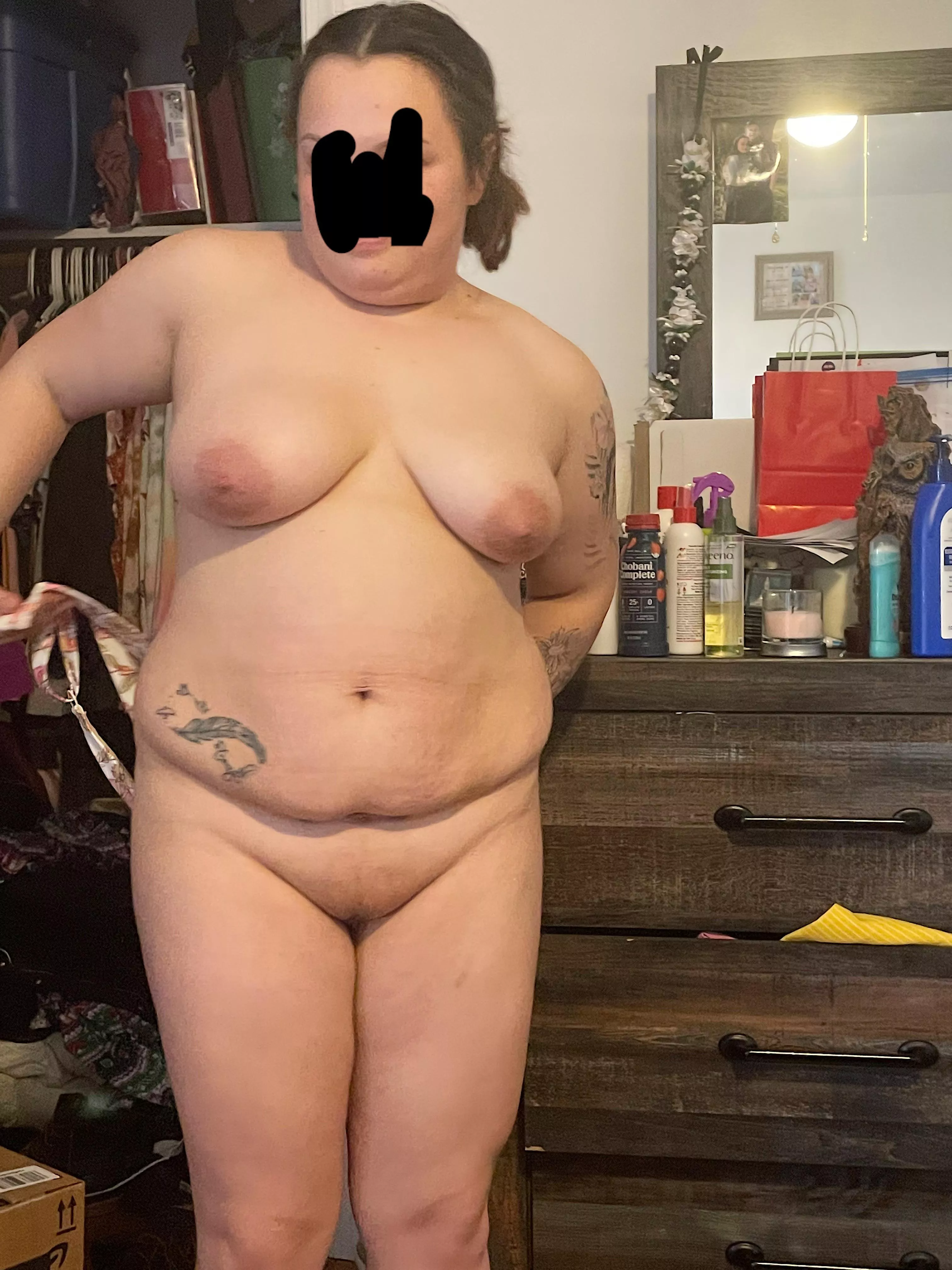 (F25) 5’2 180lbs