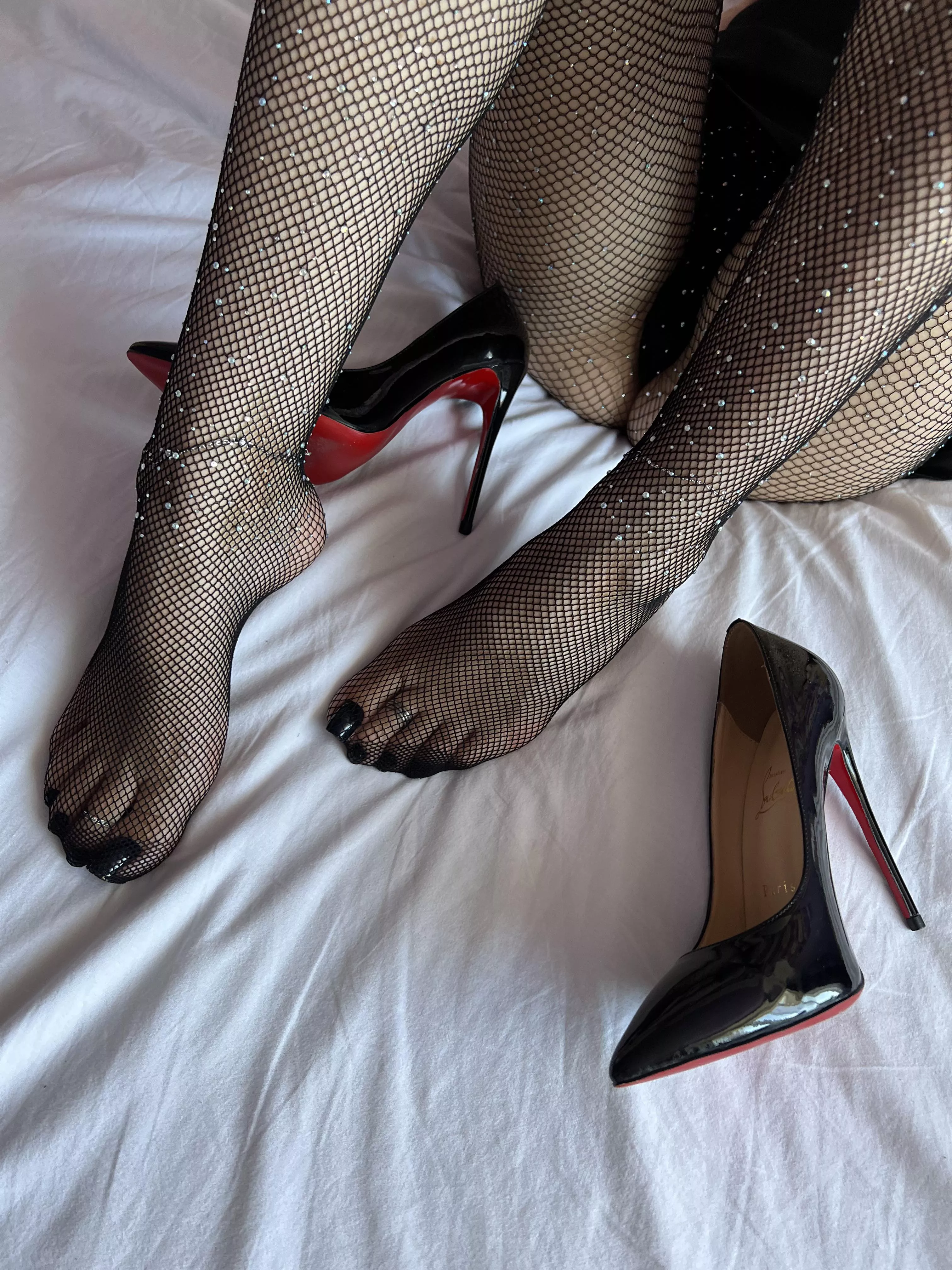 Fishnets and Louboutins ðŸ˜» best black combo ðŸ–¤