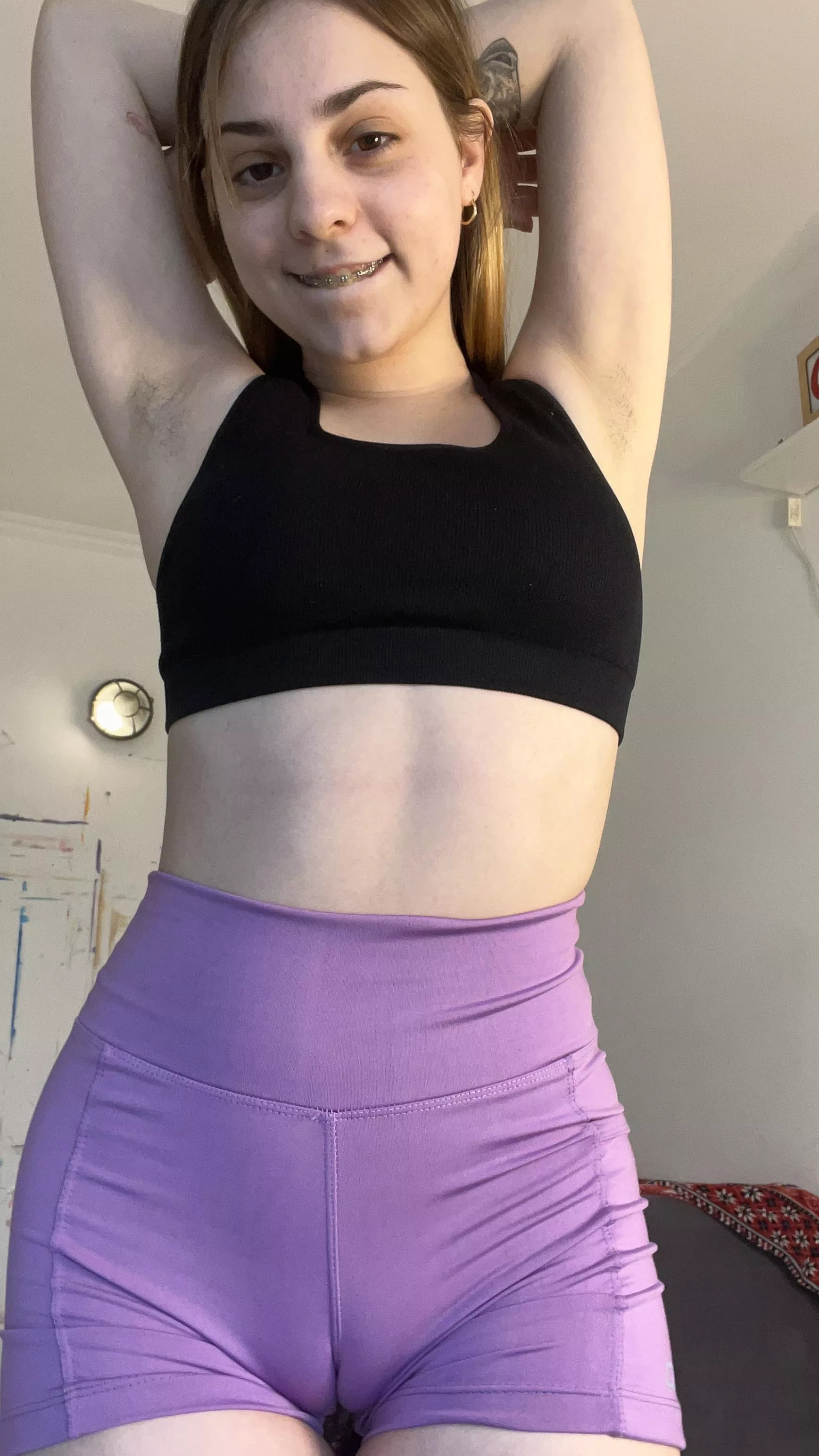 Workout clothes and smelly armpits!