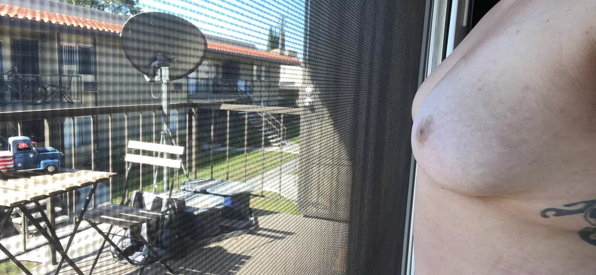 Hope my exs neighbors don’t mind tits.