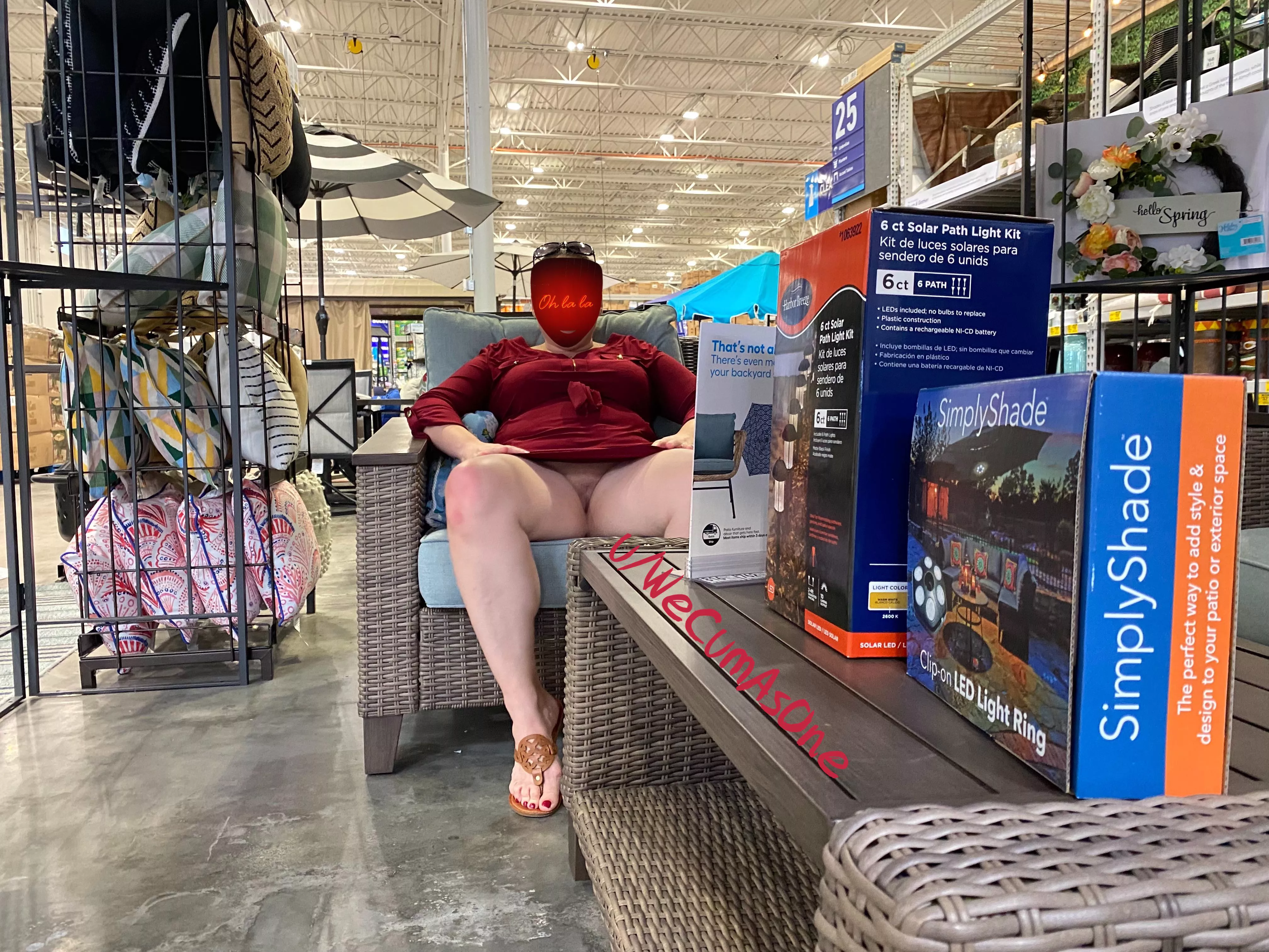 Just a little pussy flash while looking at patio furniture!