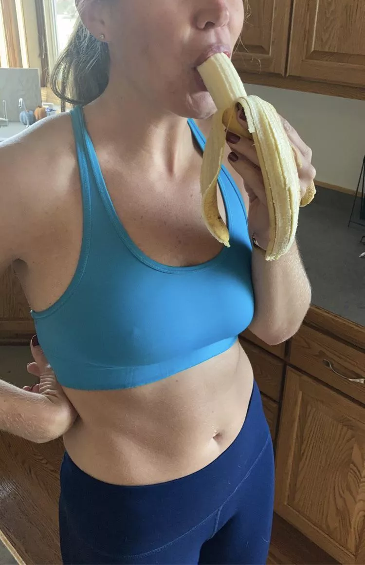 Post workout snack 😘 (f)