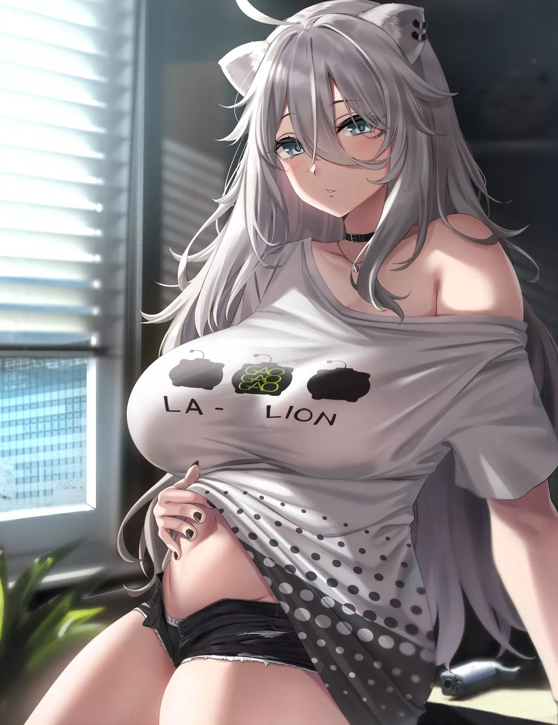 Shishiro Botan Lifting Her Shirt (Moisture) [Hololive]