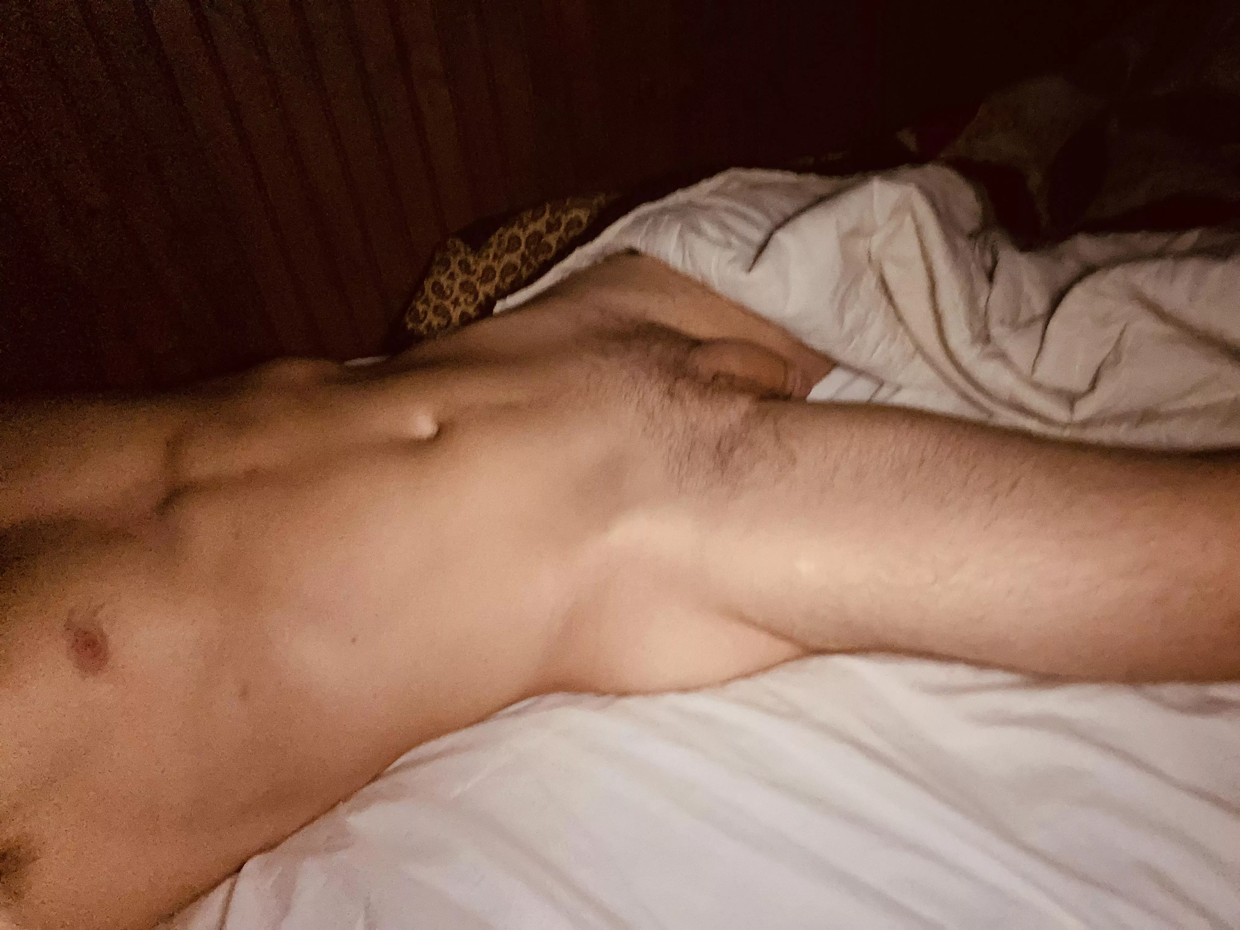 Bed after good legs workout (m)