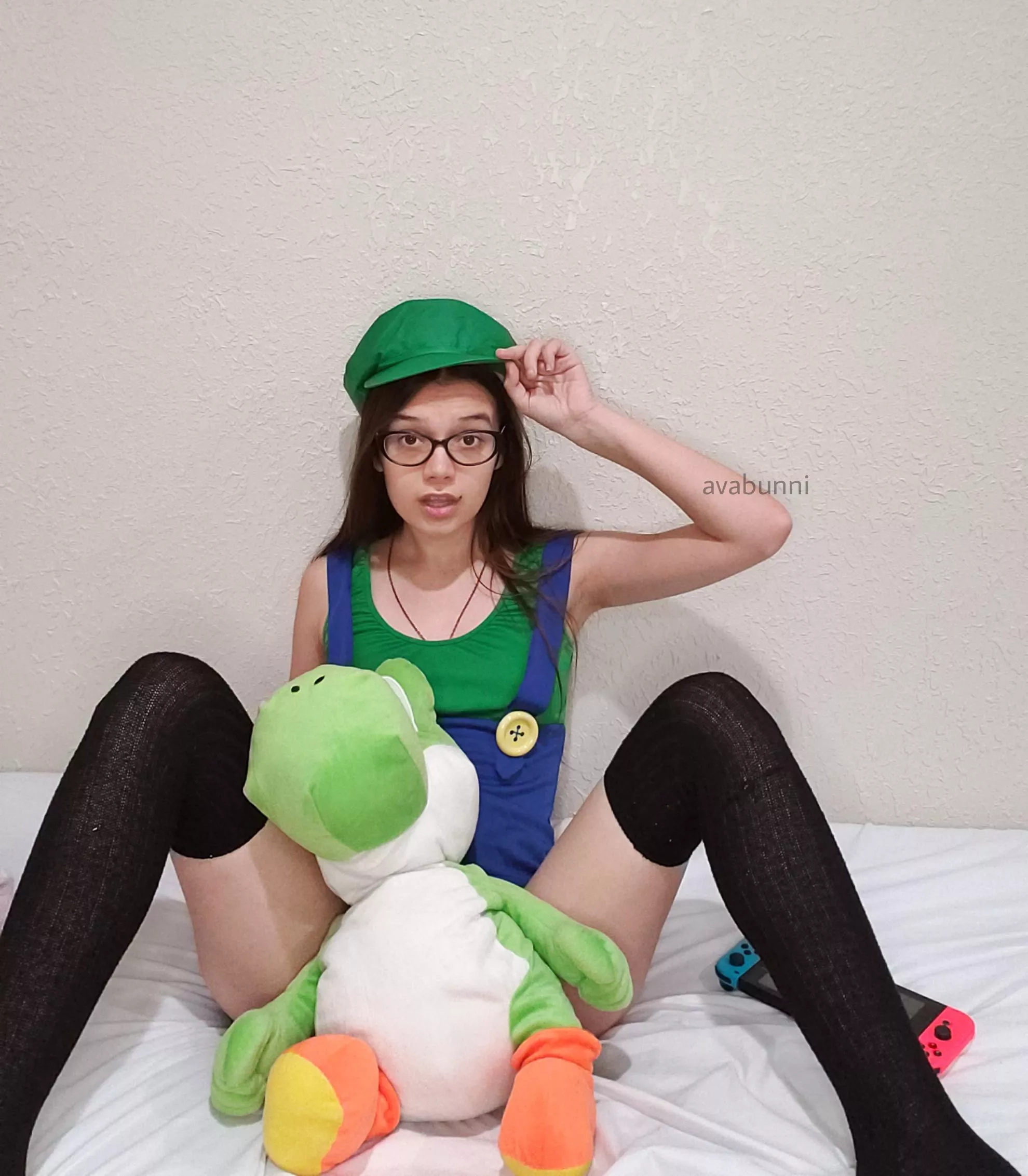 Even Luigi wears thigh highs