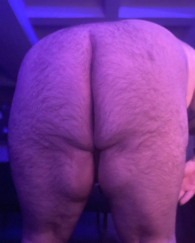 Fat hairy ass for the taking