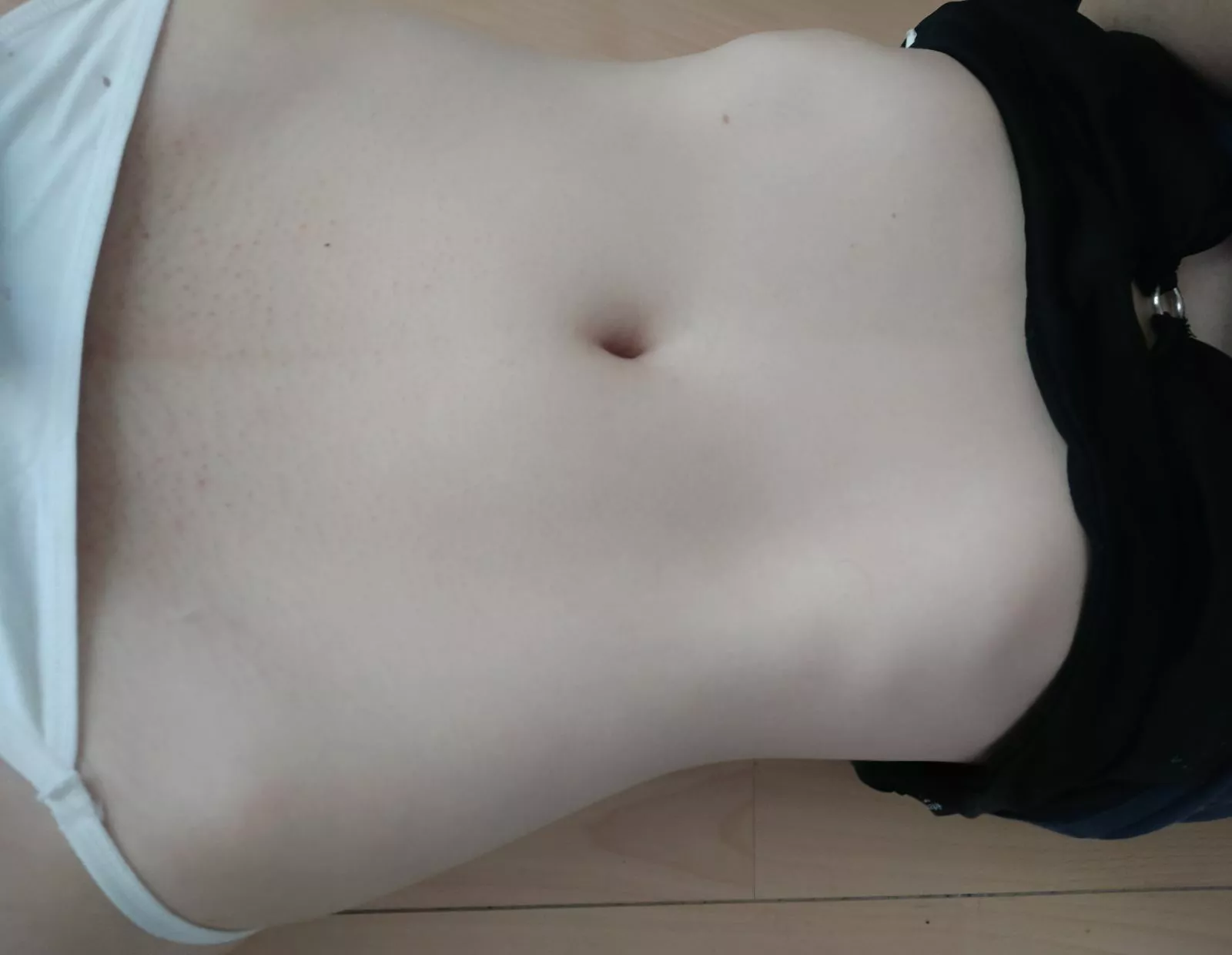 Showing off my stomach for u guys â¤ï¸ ðŸ˜˜ (oc) f 27