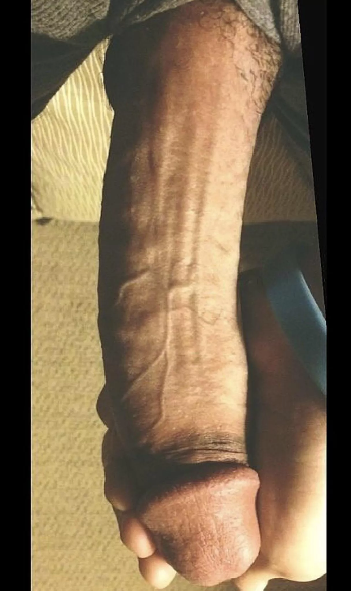 something about a thick cut dick just looks nice. howâ€™s mine?