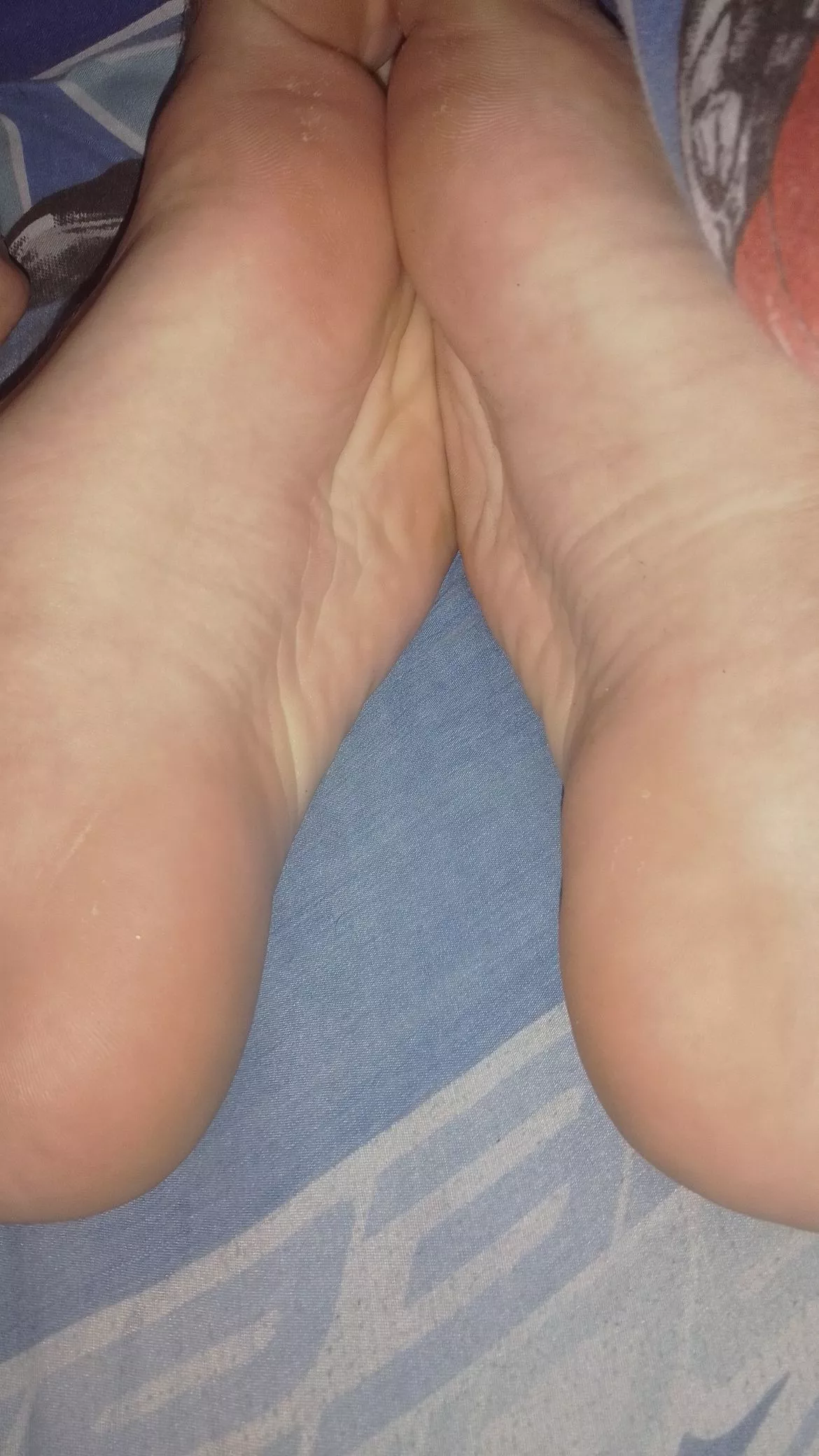 who wants argentinian soles😈