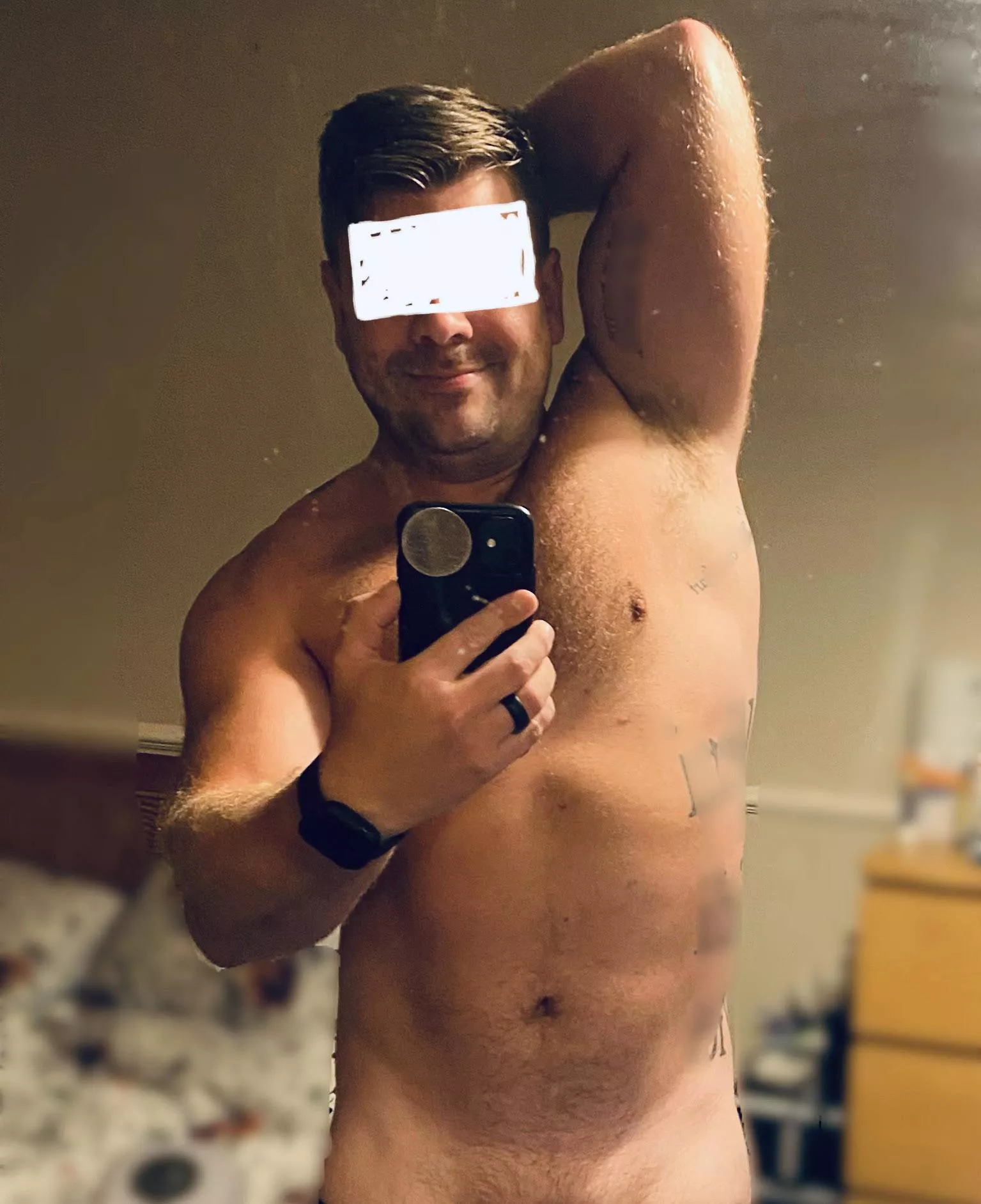 [40] just a quick pose hoping it appeals