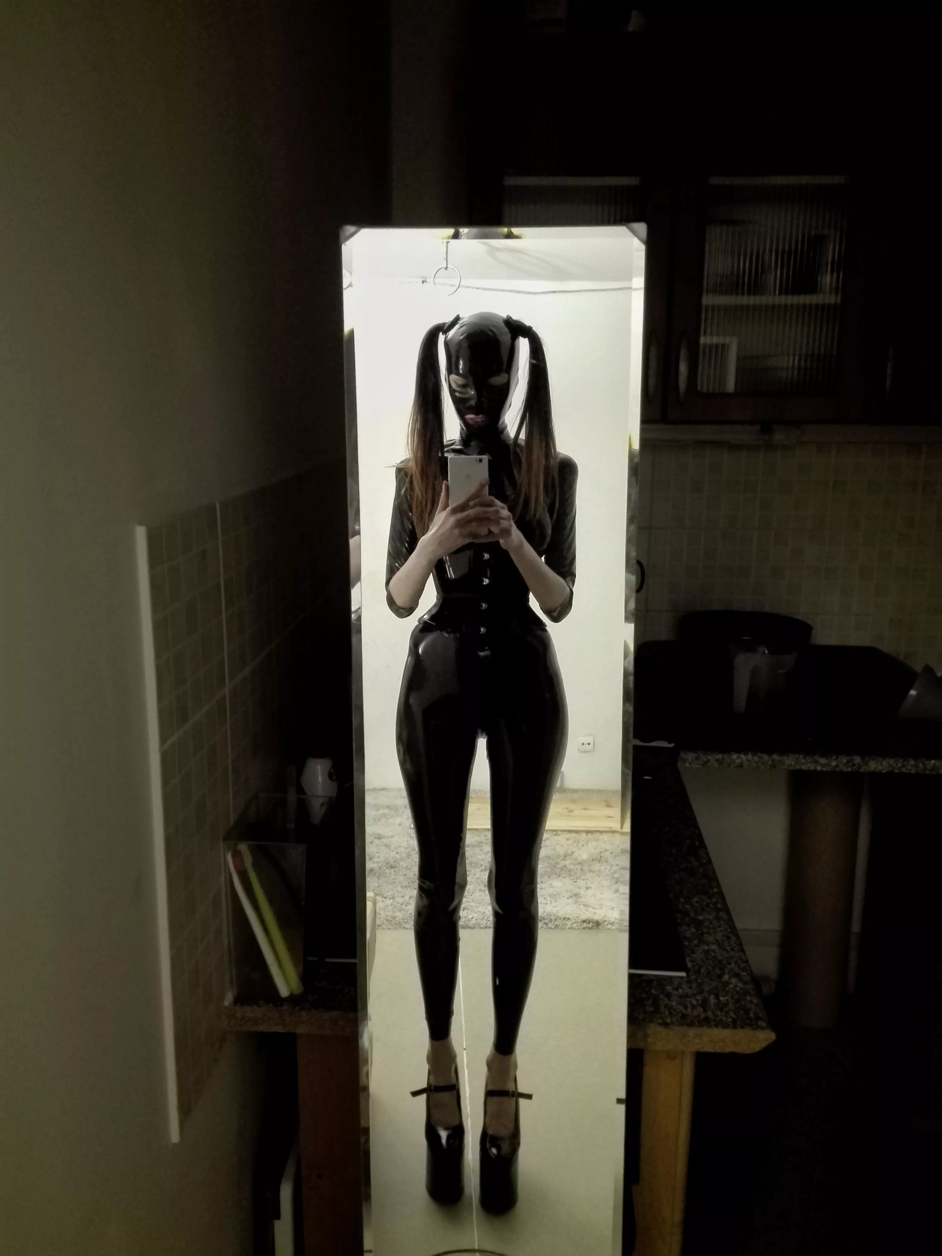 I love wearing latex head to toe