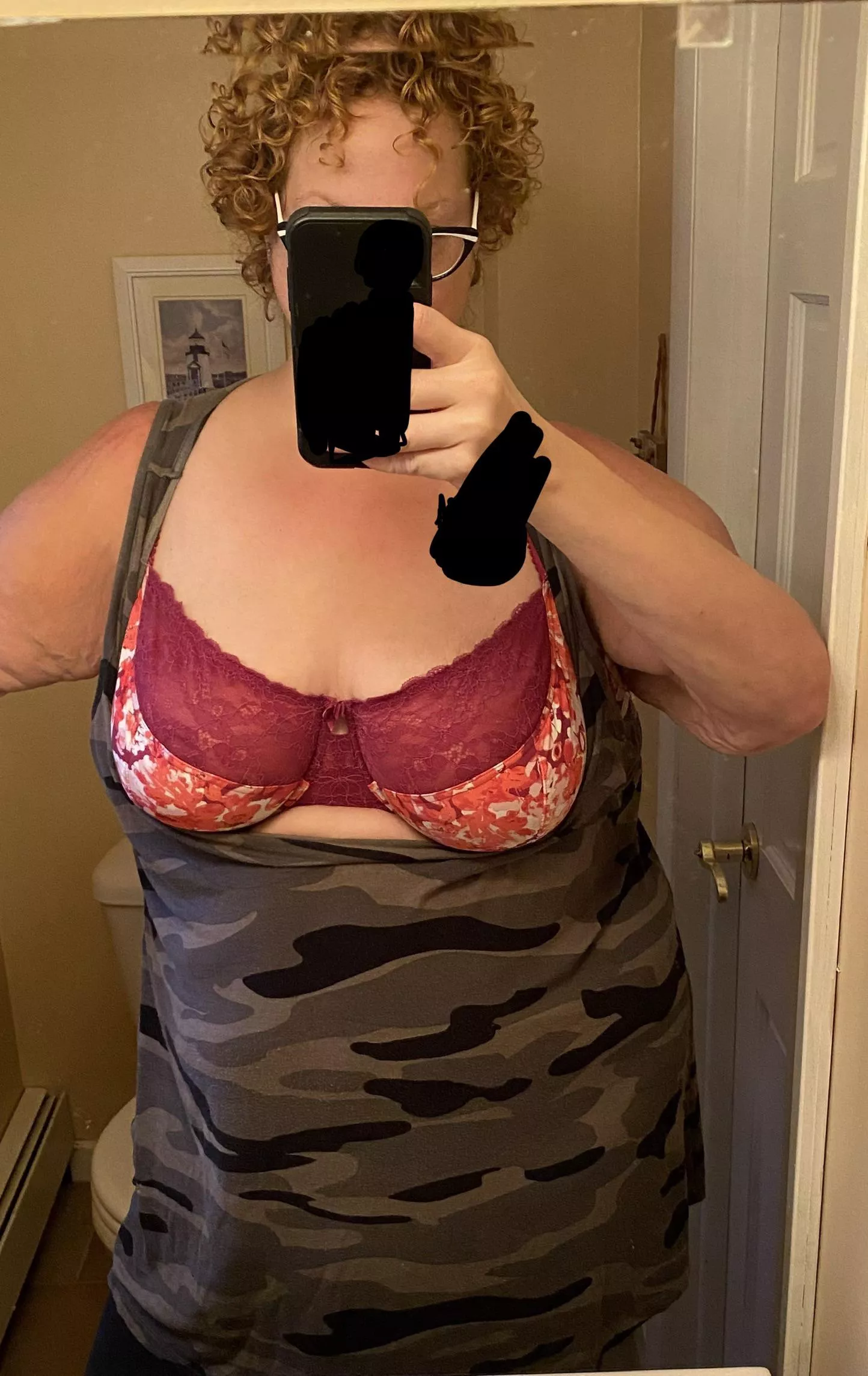 Does this bra go with this top?!