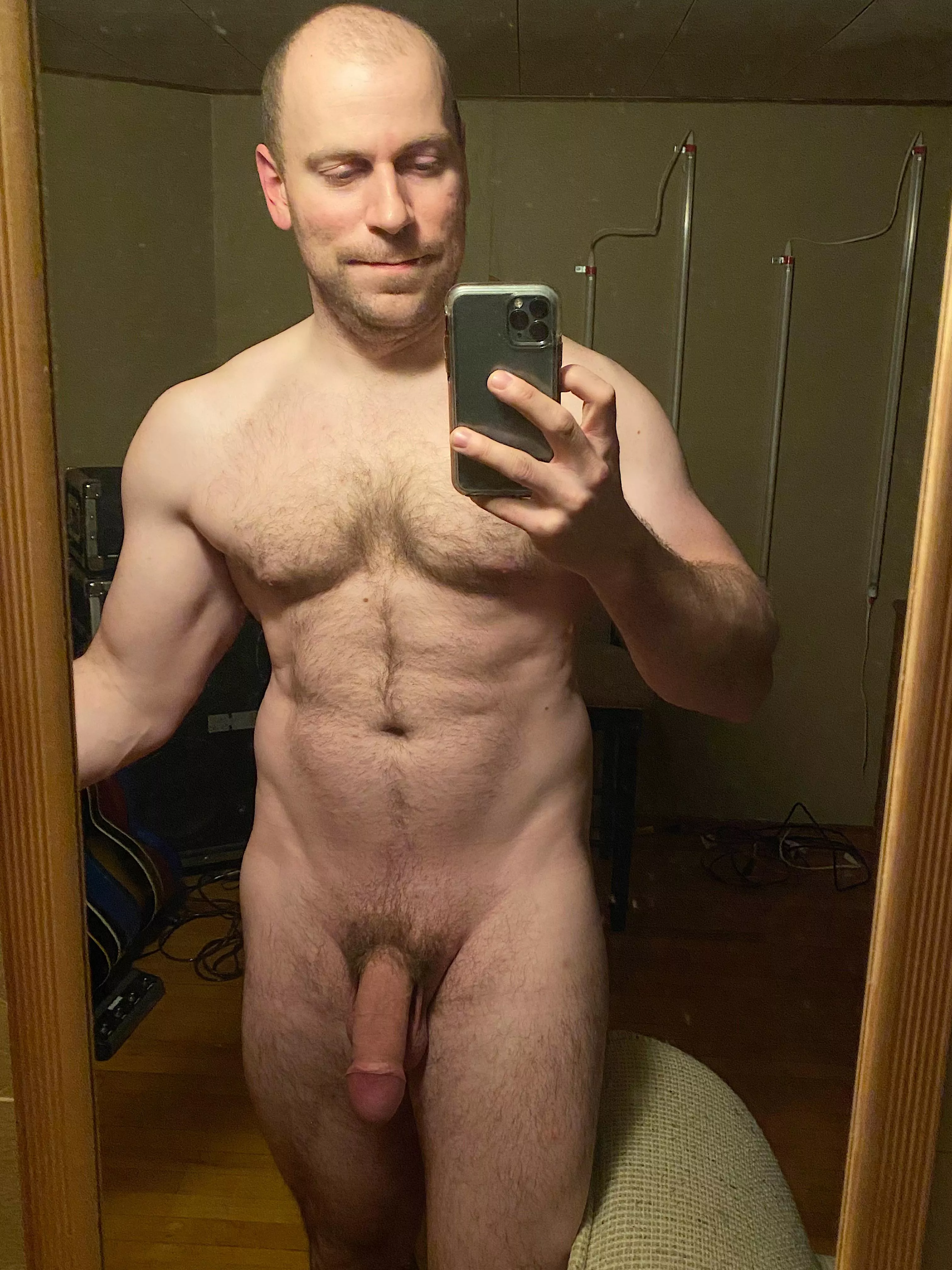 Good afternoon (m)