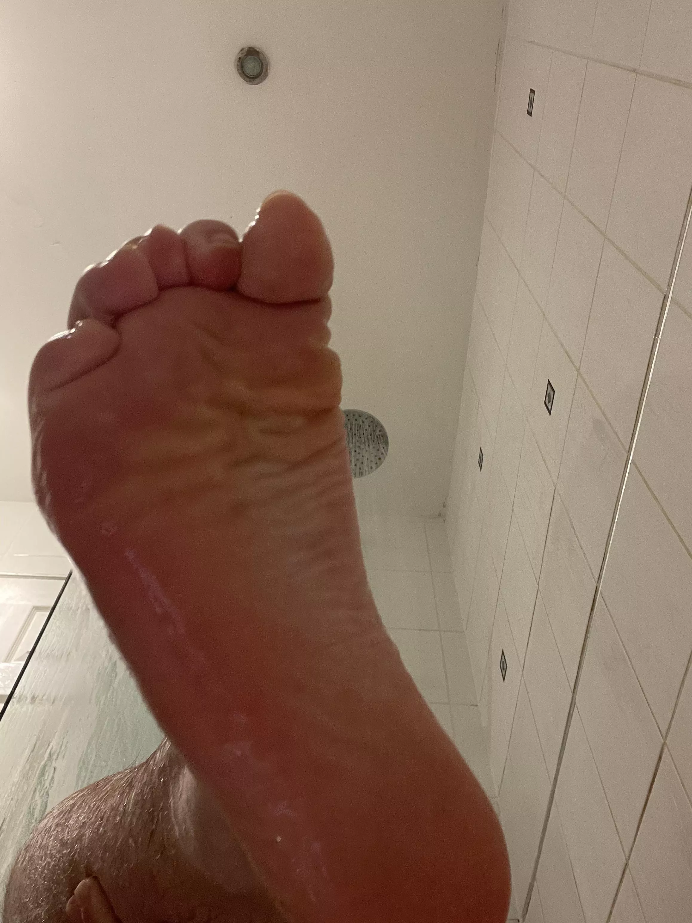 I'm not really into feet, but I thought you guys might enjoy mine ;)