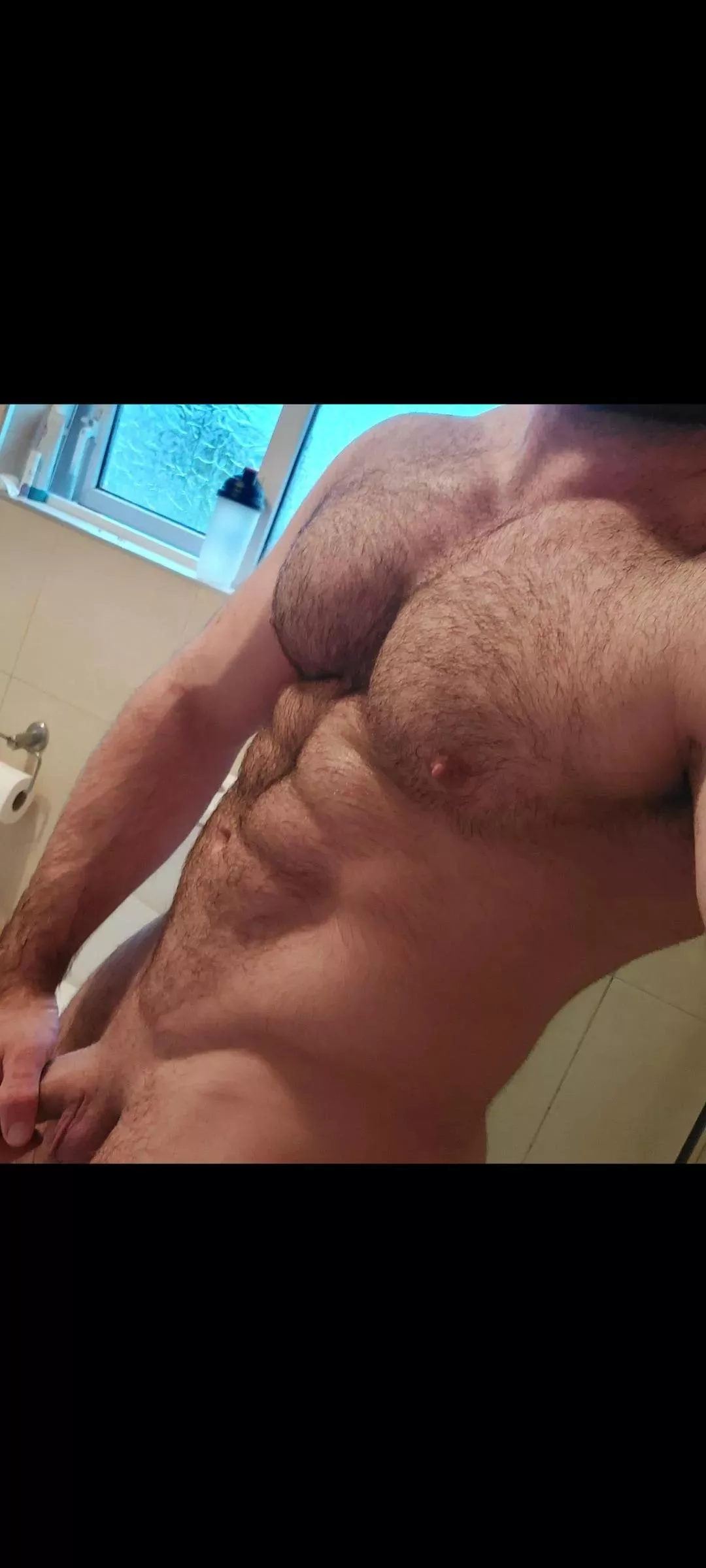 [M] 29, 90kg, 5ft 10. Happy Monday 😊.