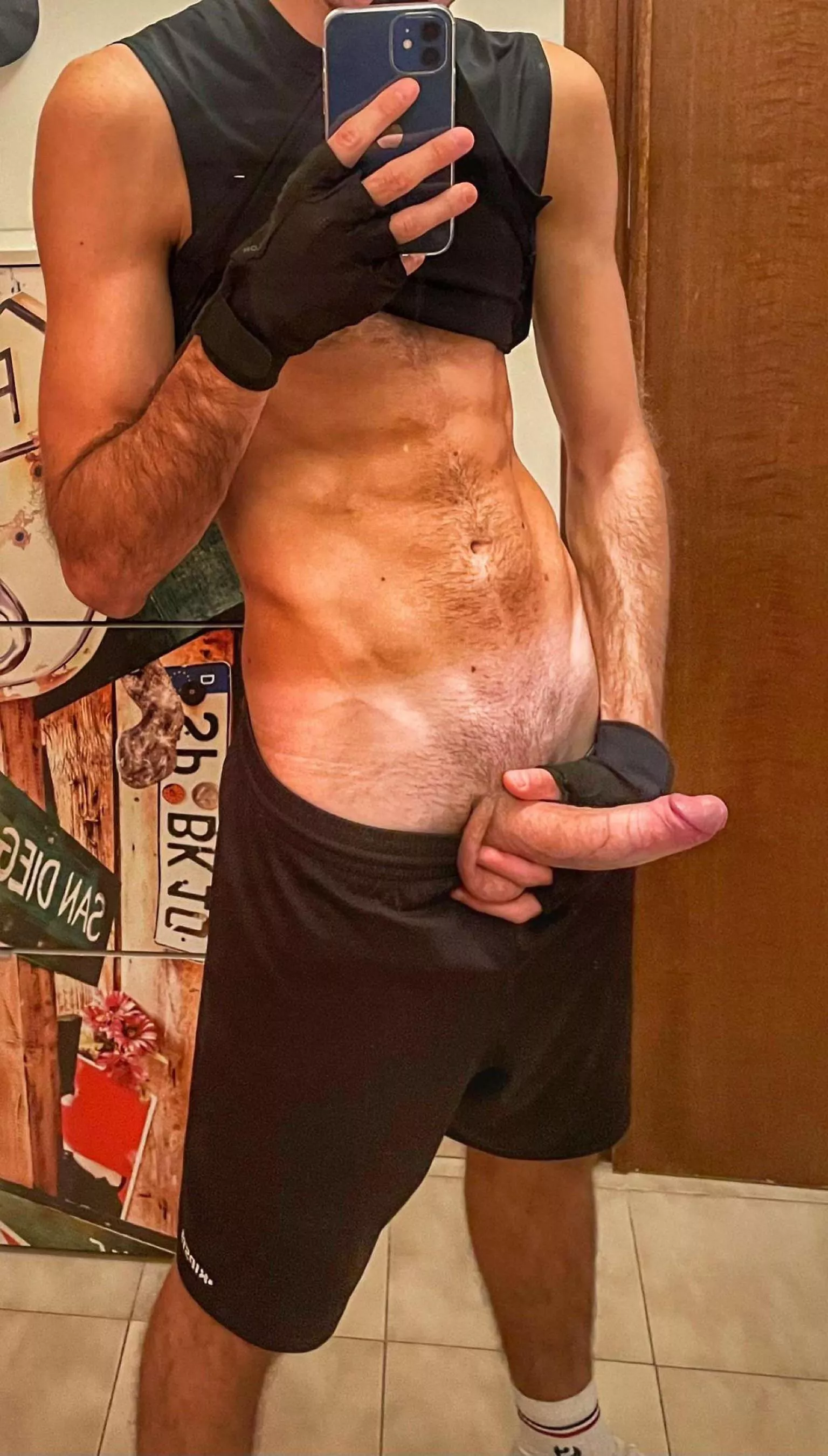 (M) (29) After workout selfie