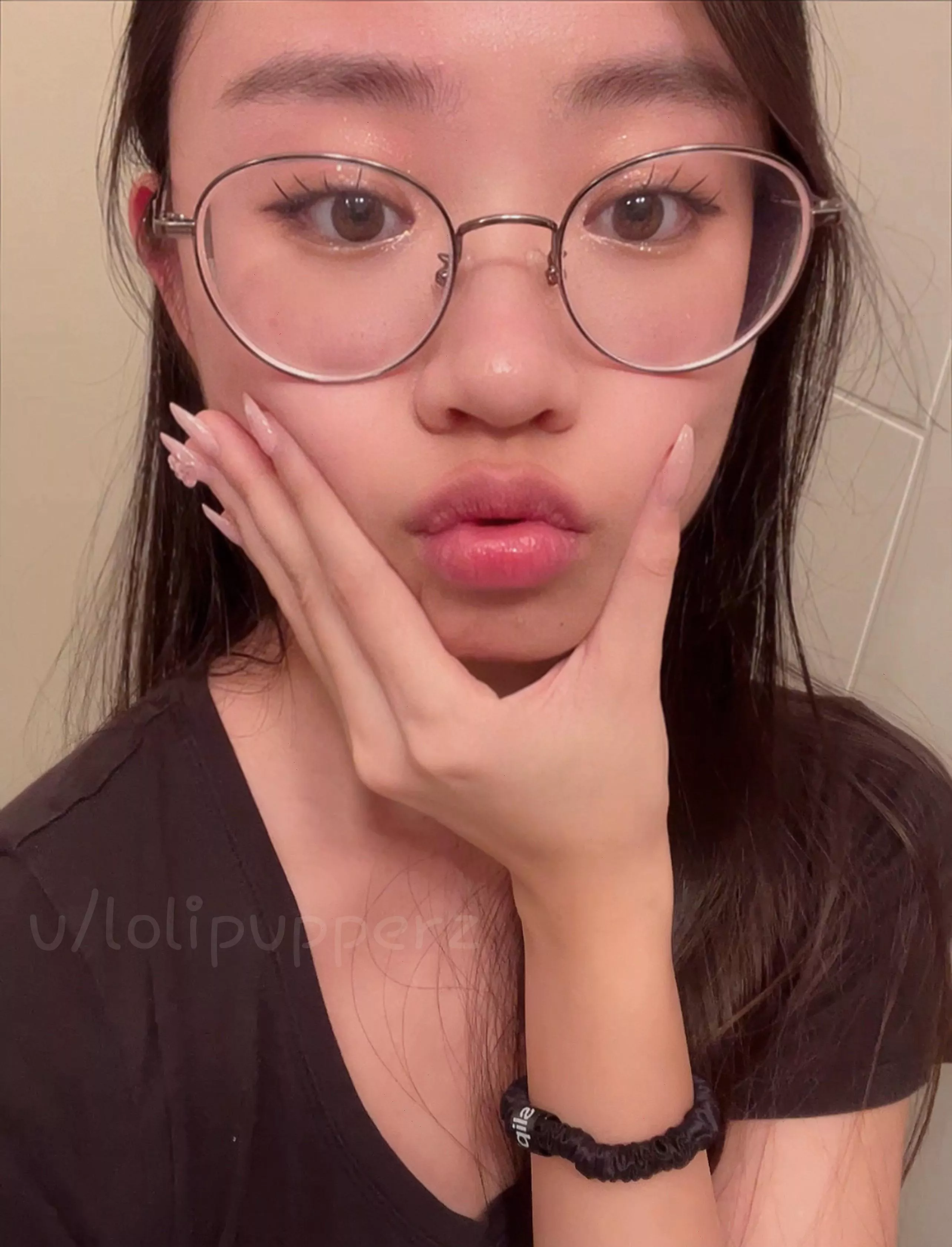 pretty lips for making out and sucking your cock ðŸ¥ºðŸ’—