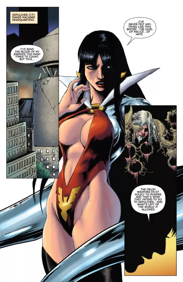 Vampi's Senses [Vampirella Strikes (2022) #5]