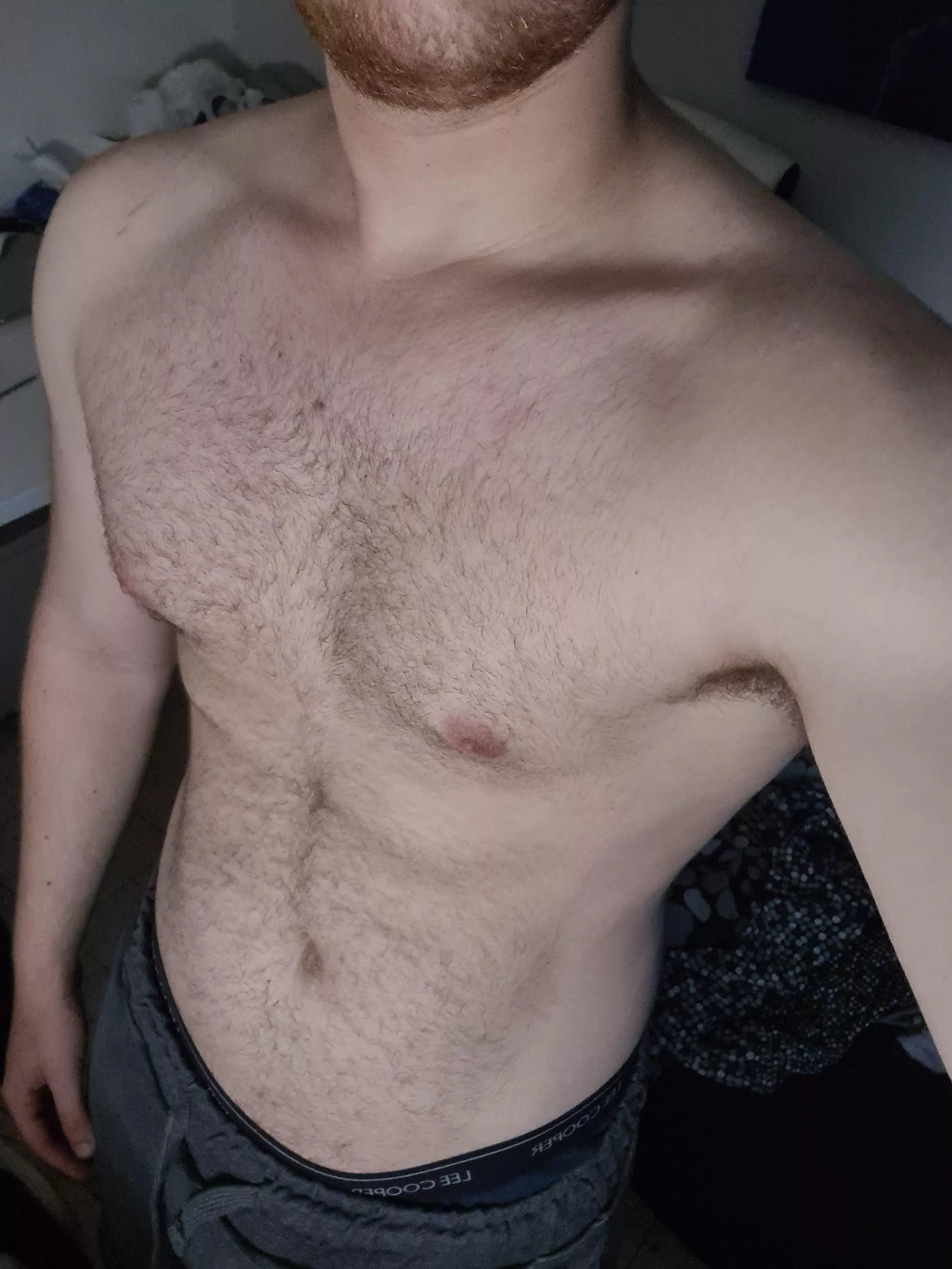 [20] horny after gym. hmu muscular gym bros