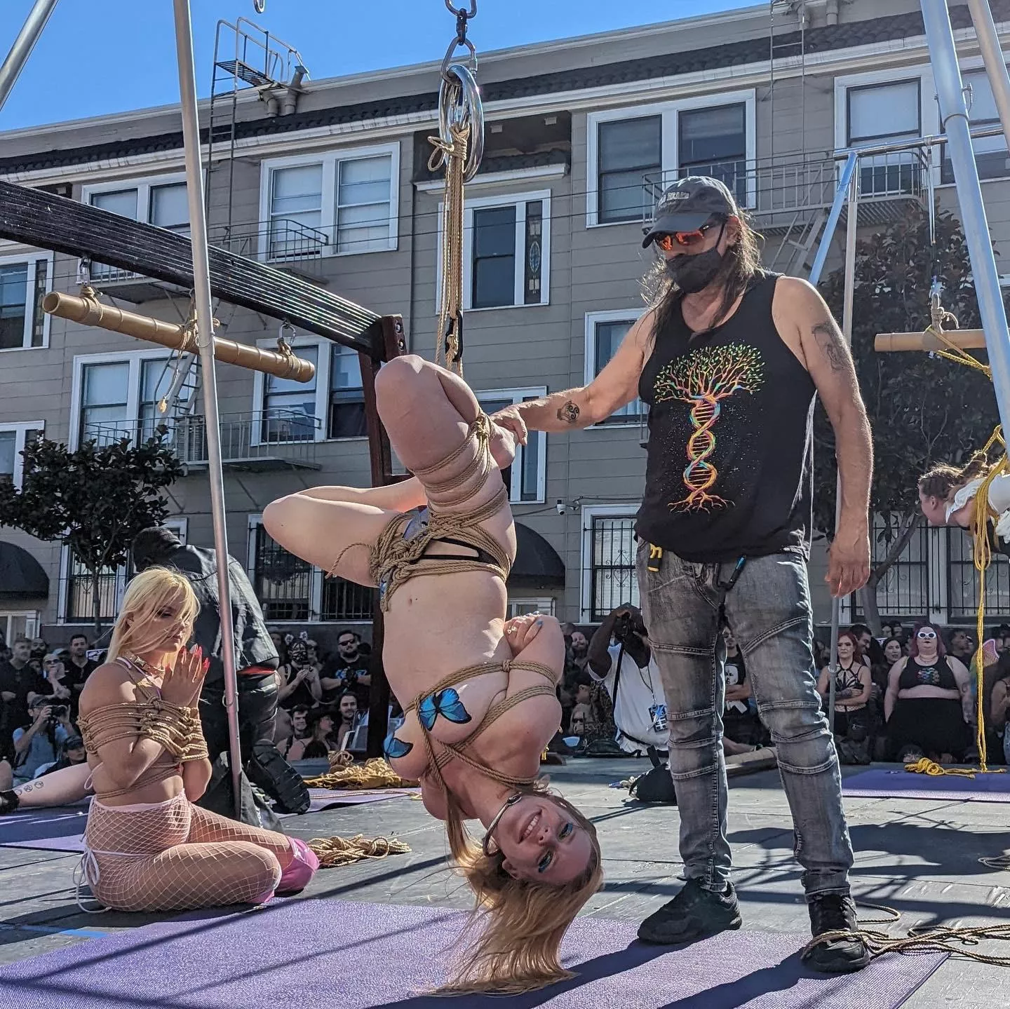 A shot from our performance this weekend at Folsom. [M][F]. Hope you love it!