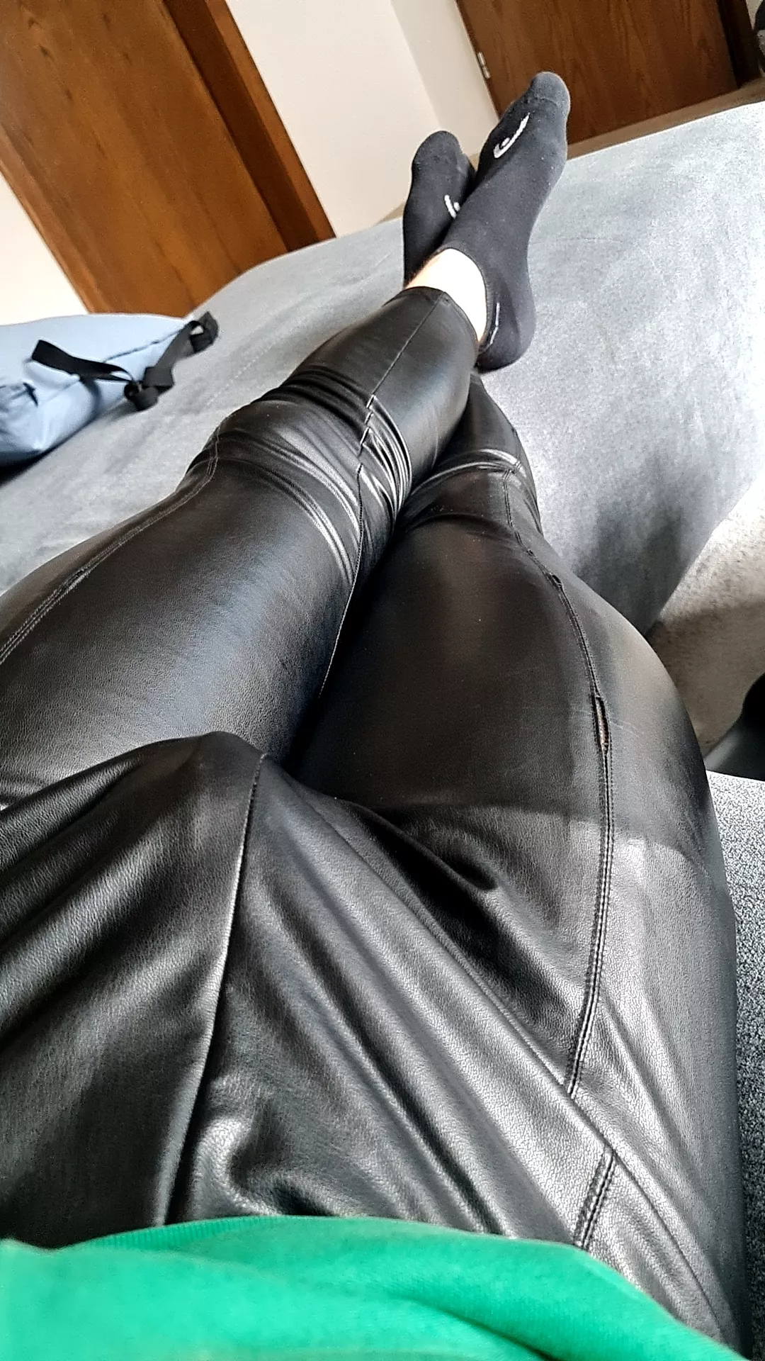 Girls you like man in leather?🔥