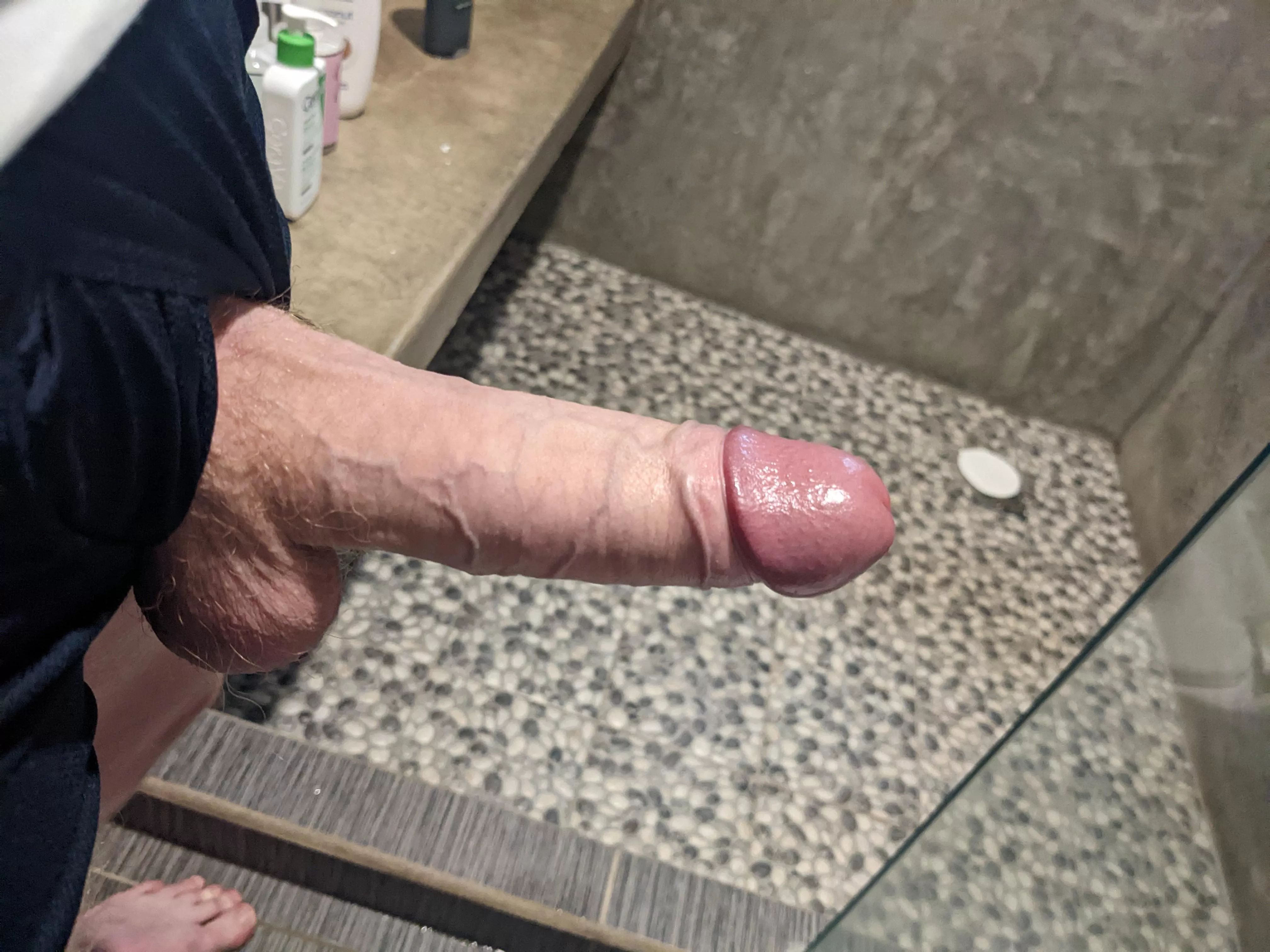 I lost to the big cock of u/BigRedUncut look how big it is