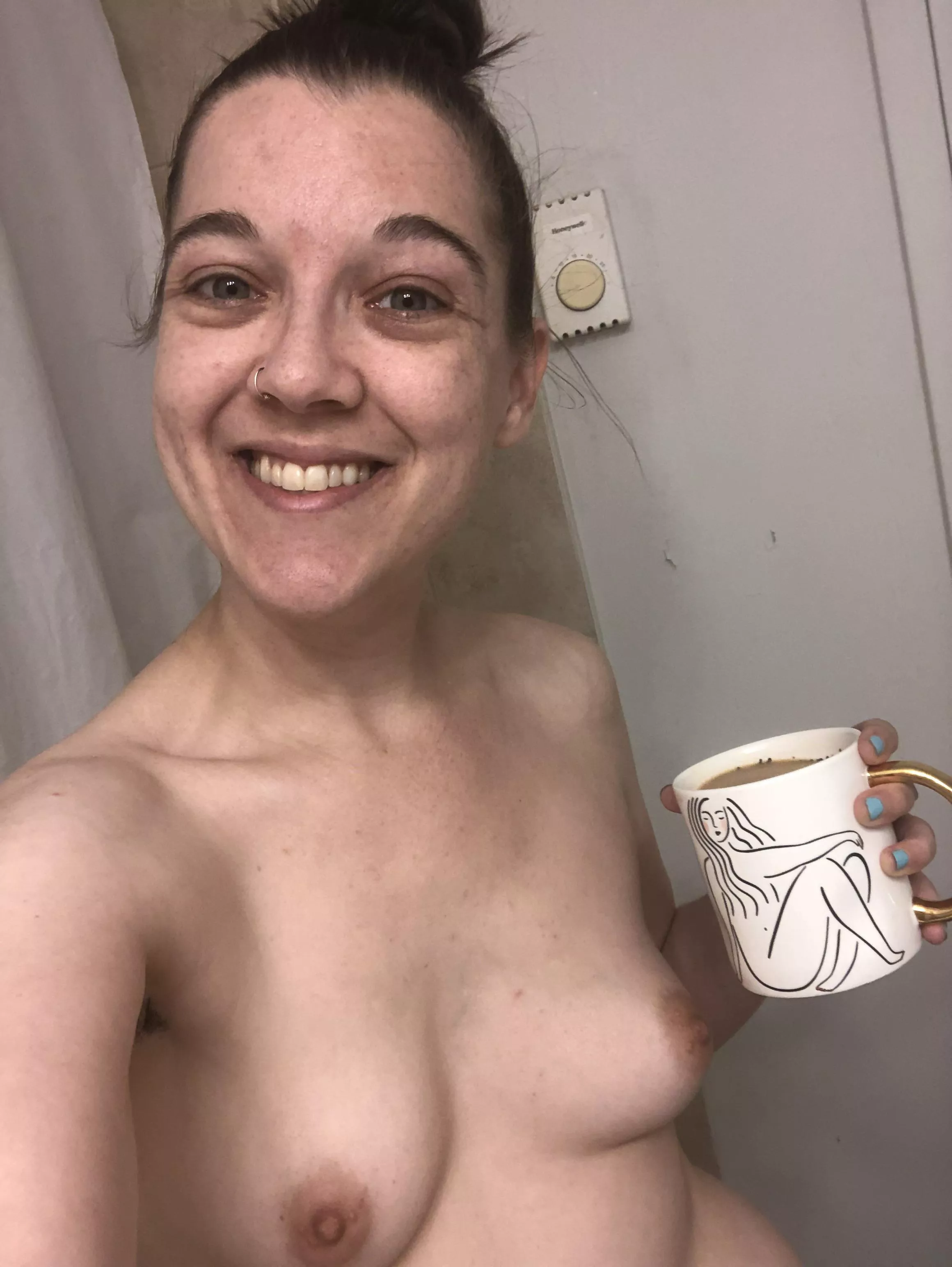 Shower coffee is always a good idea 👍