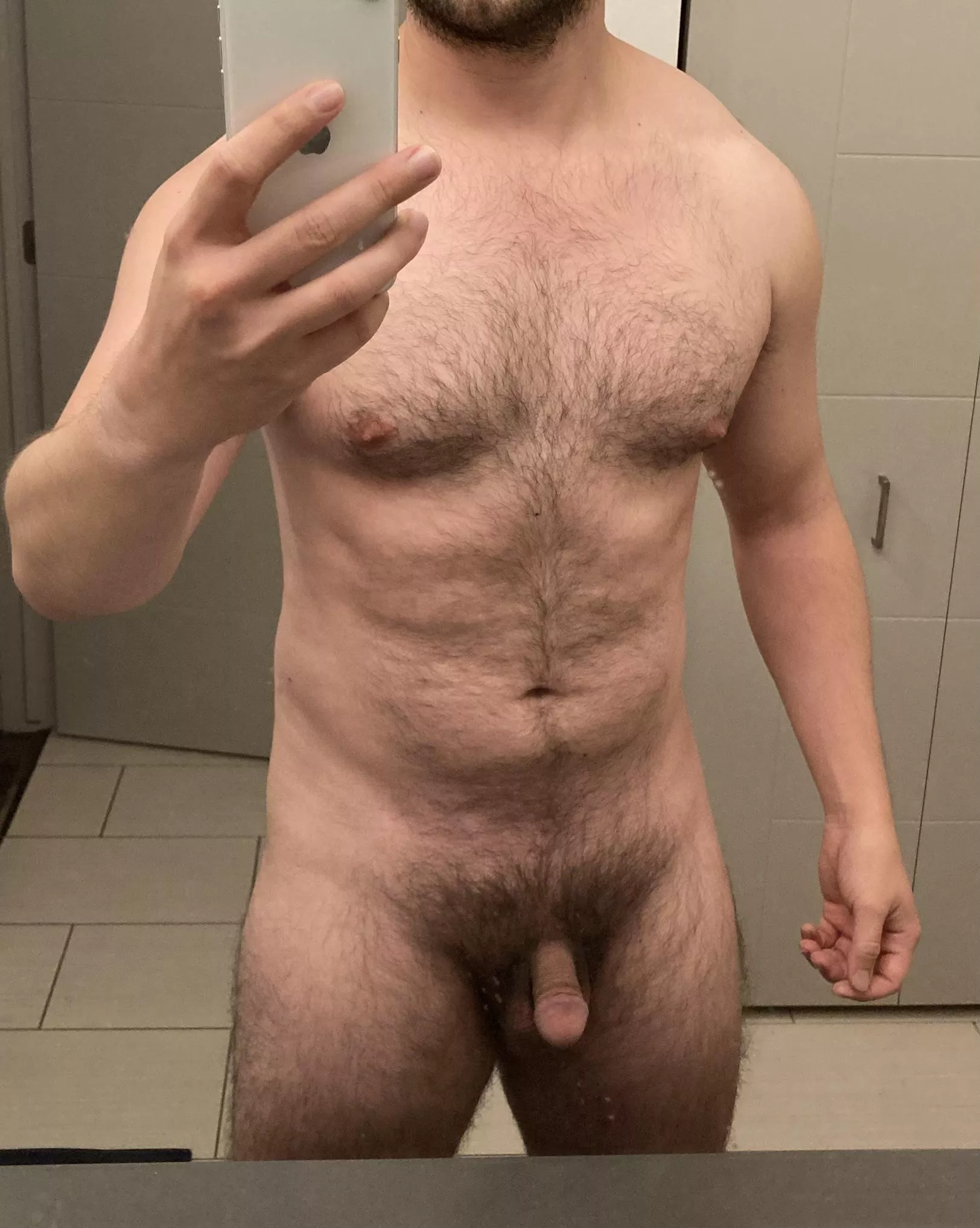 32M/6â€™0â€/188lb