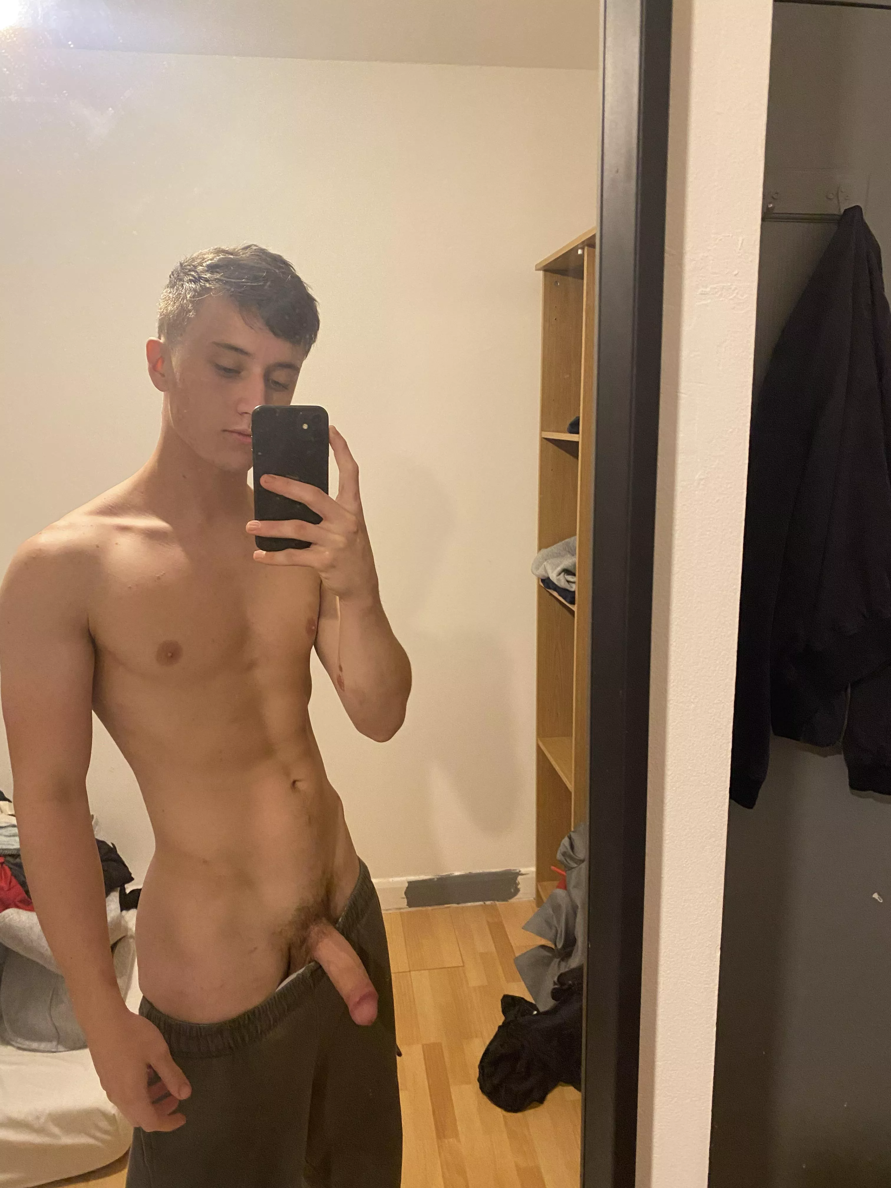 Anyone want to get me hard? ;)