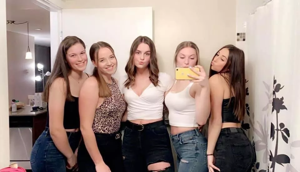 College party girls