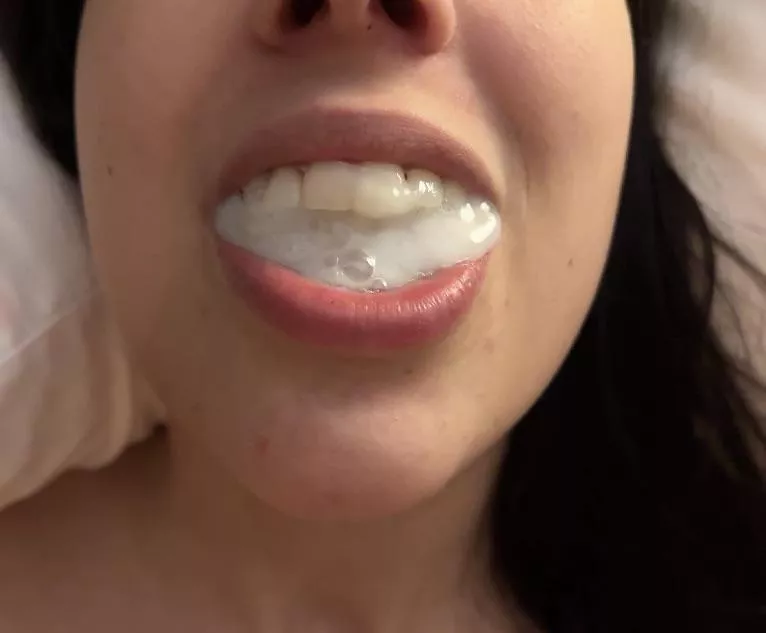 Huge mouthfuls of thick cum are the best to swallow!